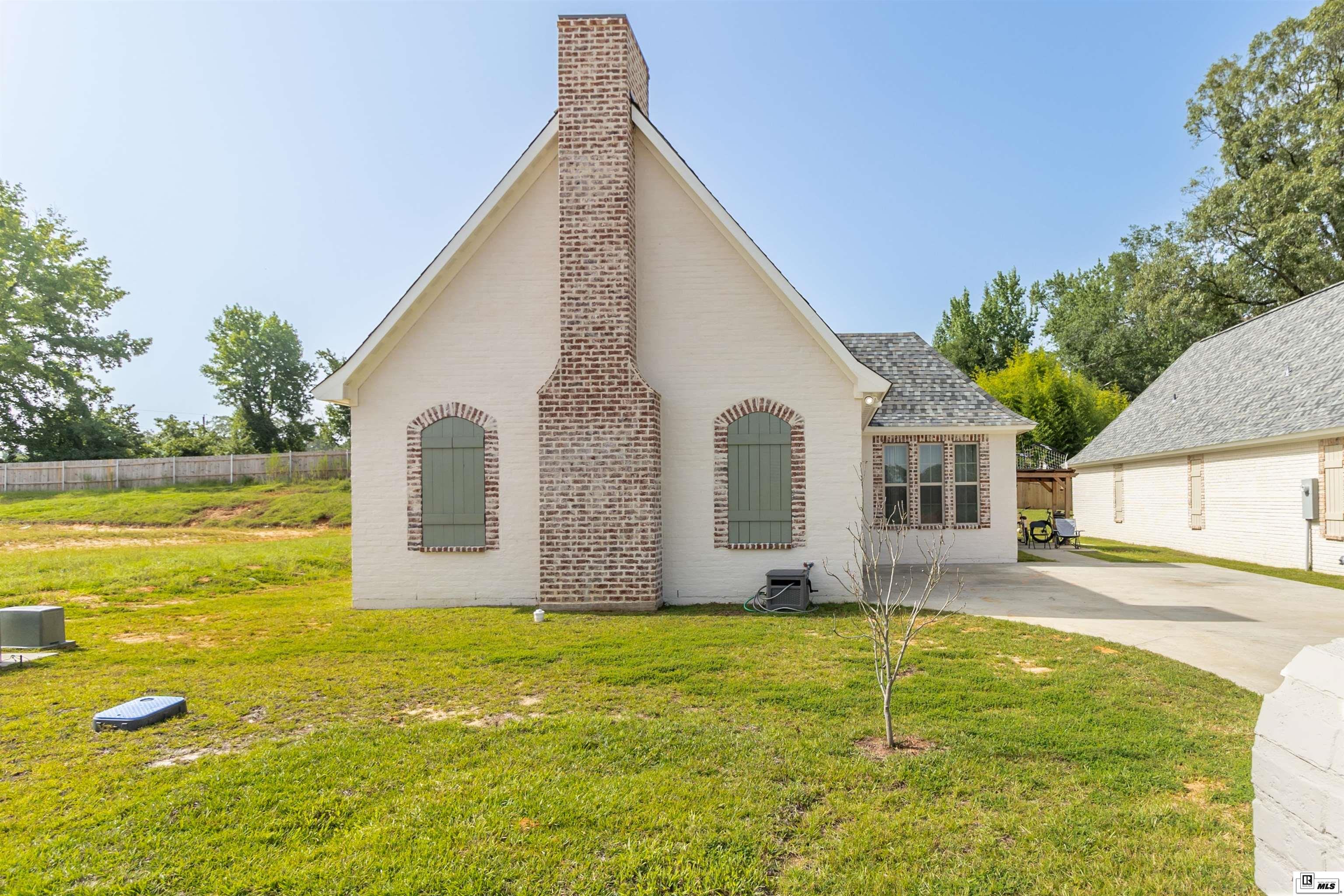 107 Searcy Lane