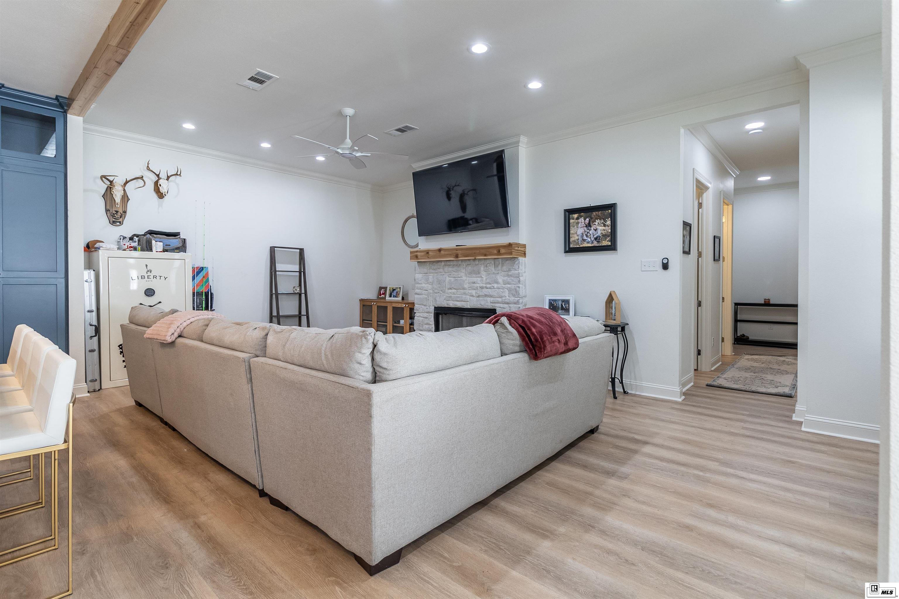 107 Searcy Lane