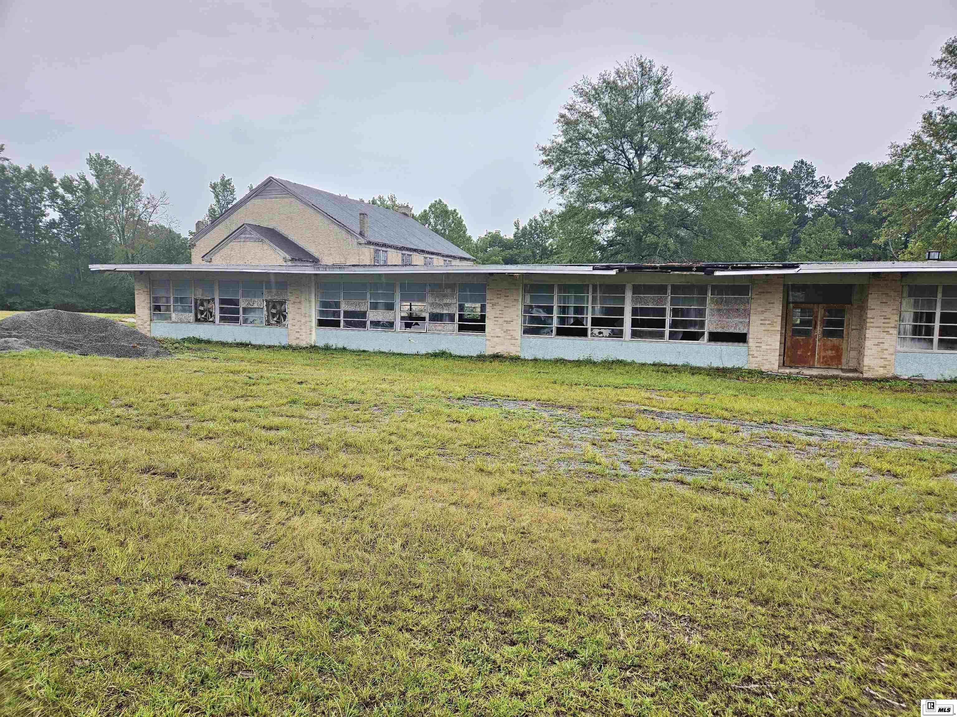 10106 Highway 34