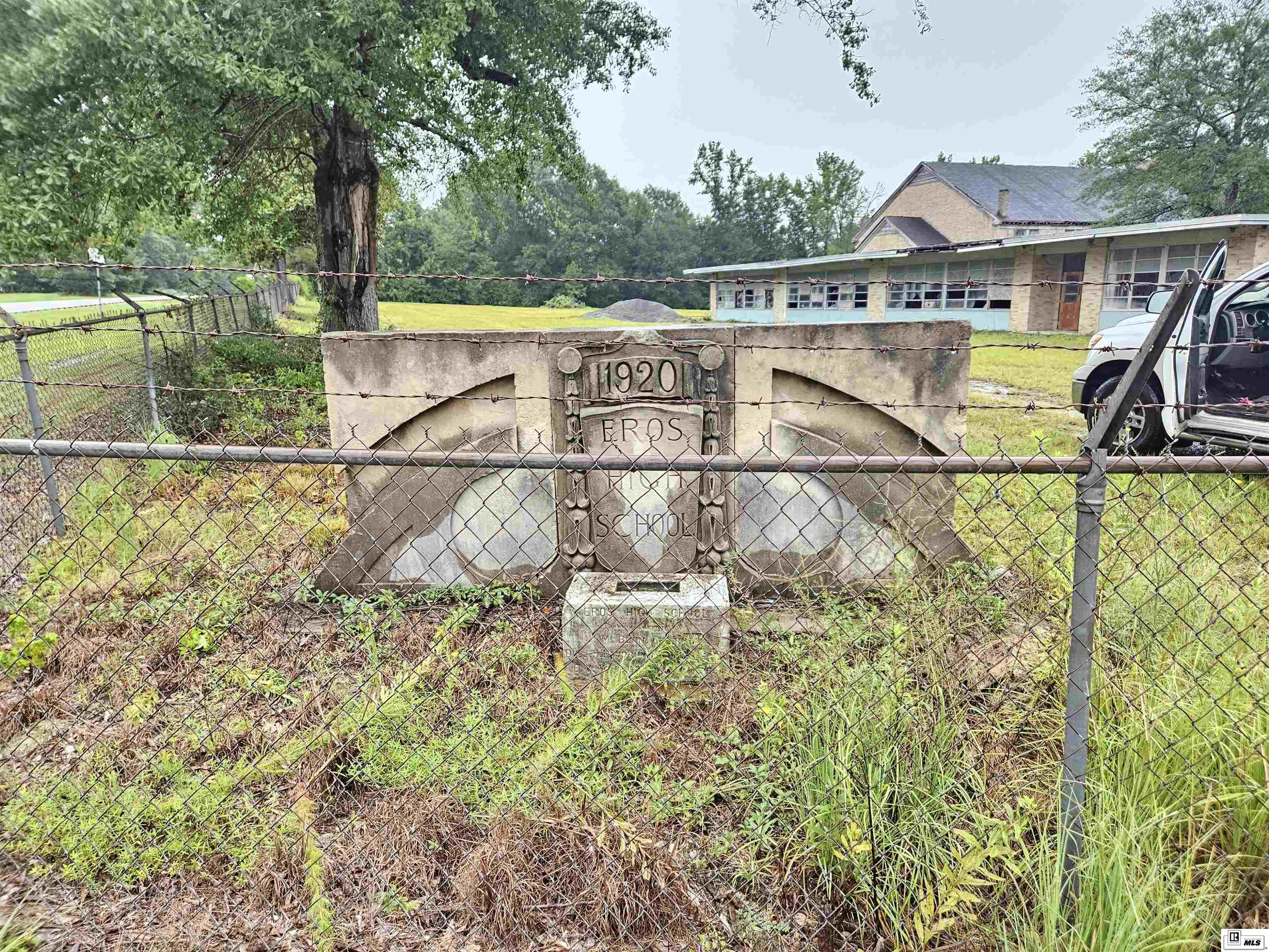 10106 Highway 34