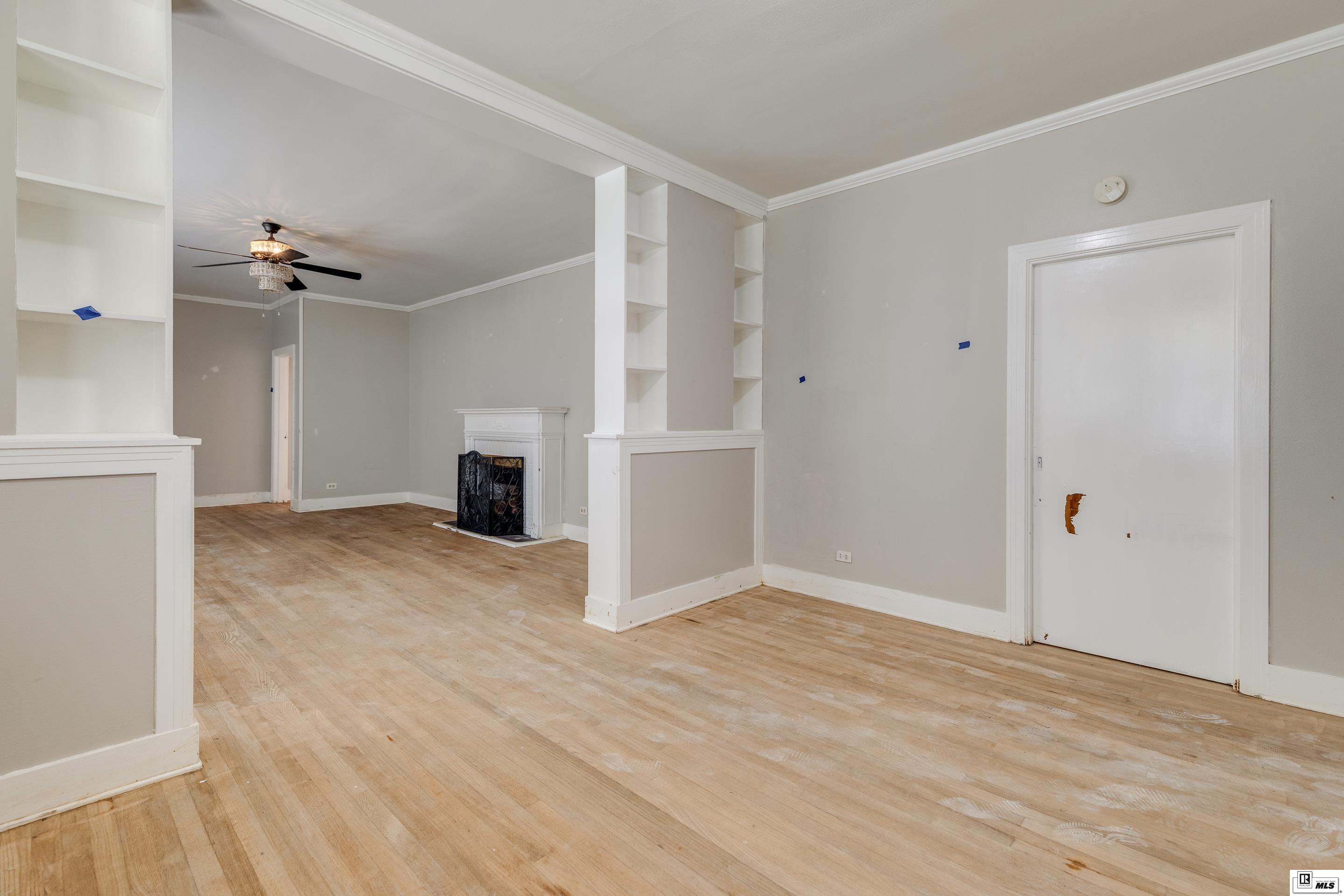 1209 Grayson Street