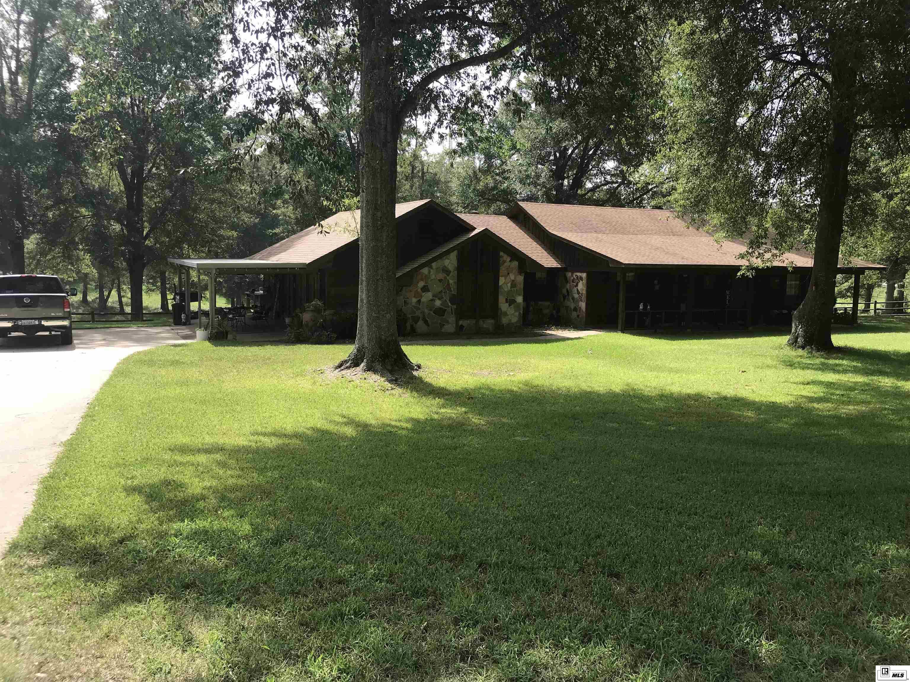 126 Littleton Road