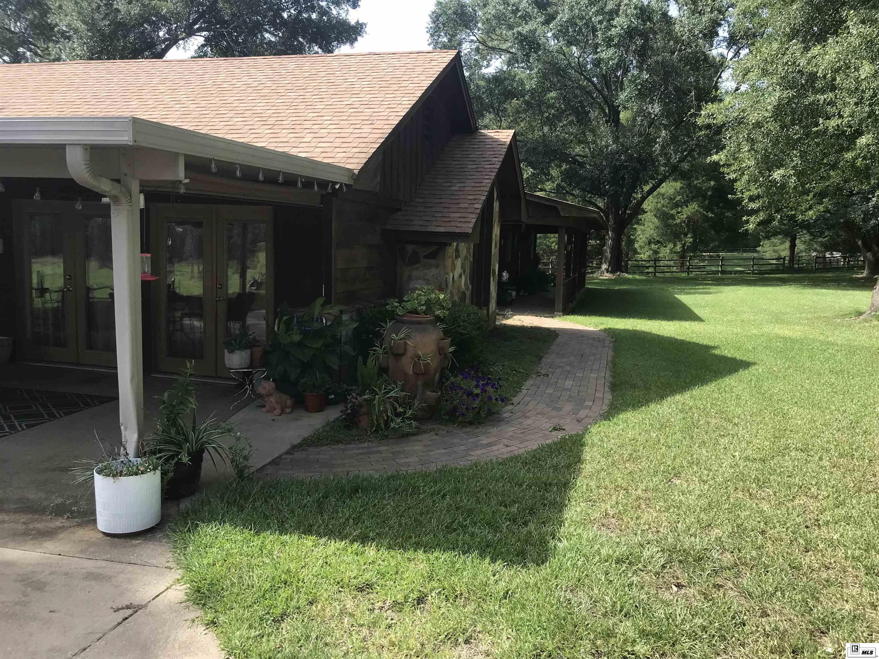 126 Littleton Road