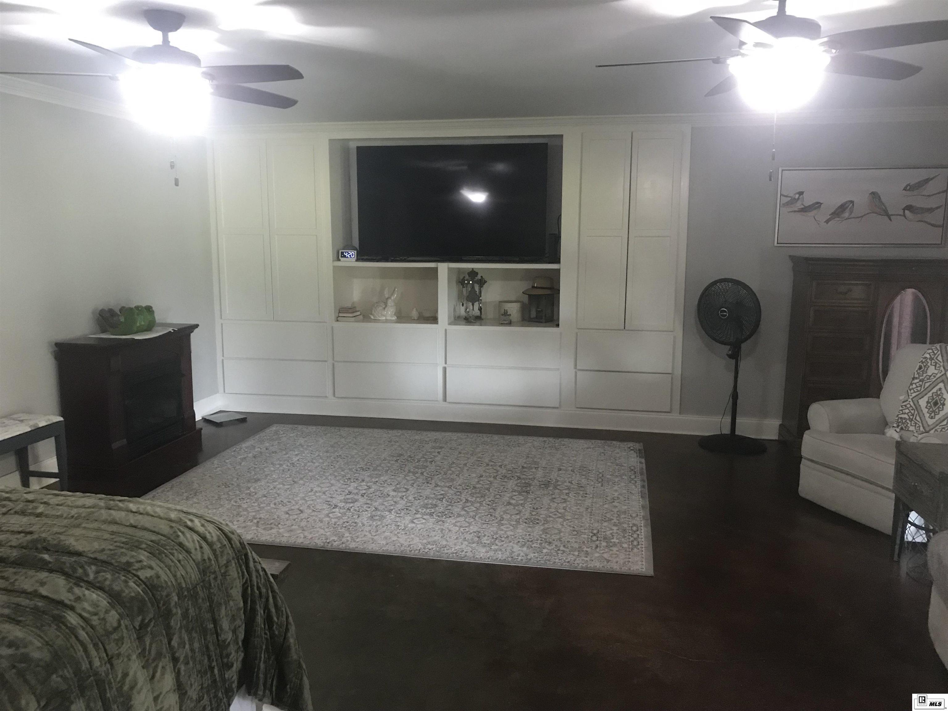 126 Littleton Road