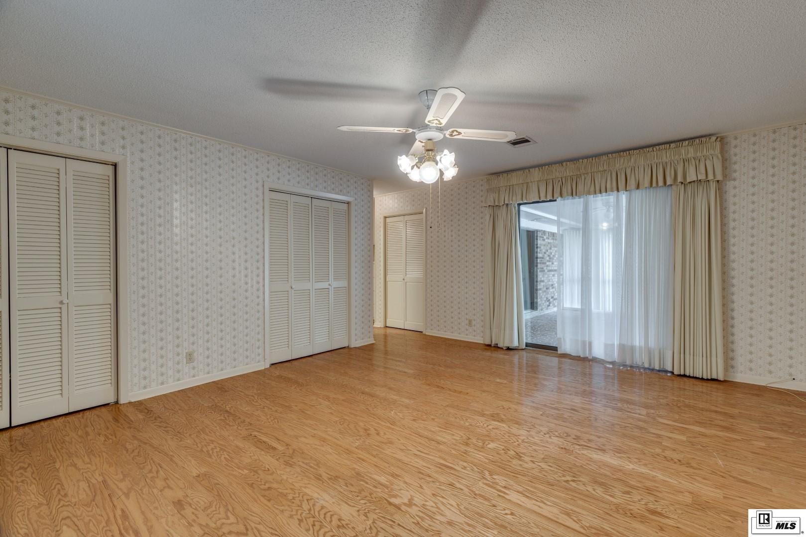 907 New Chapel Hill Road