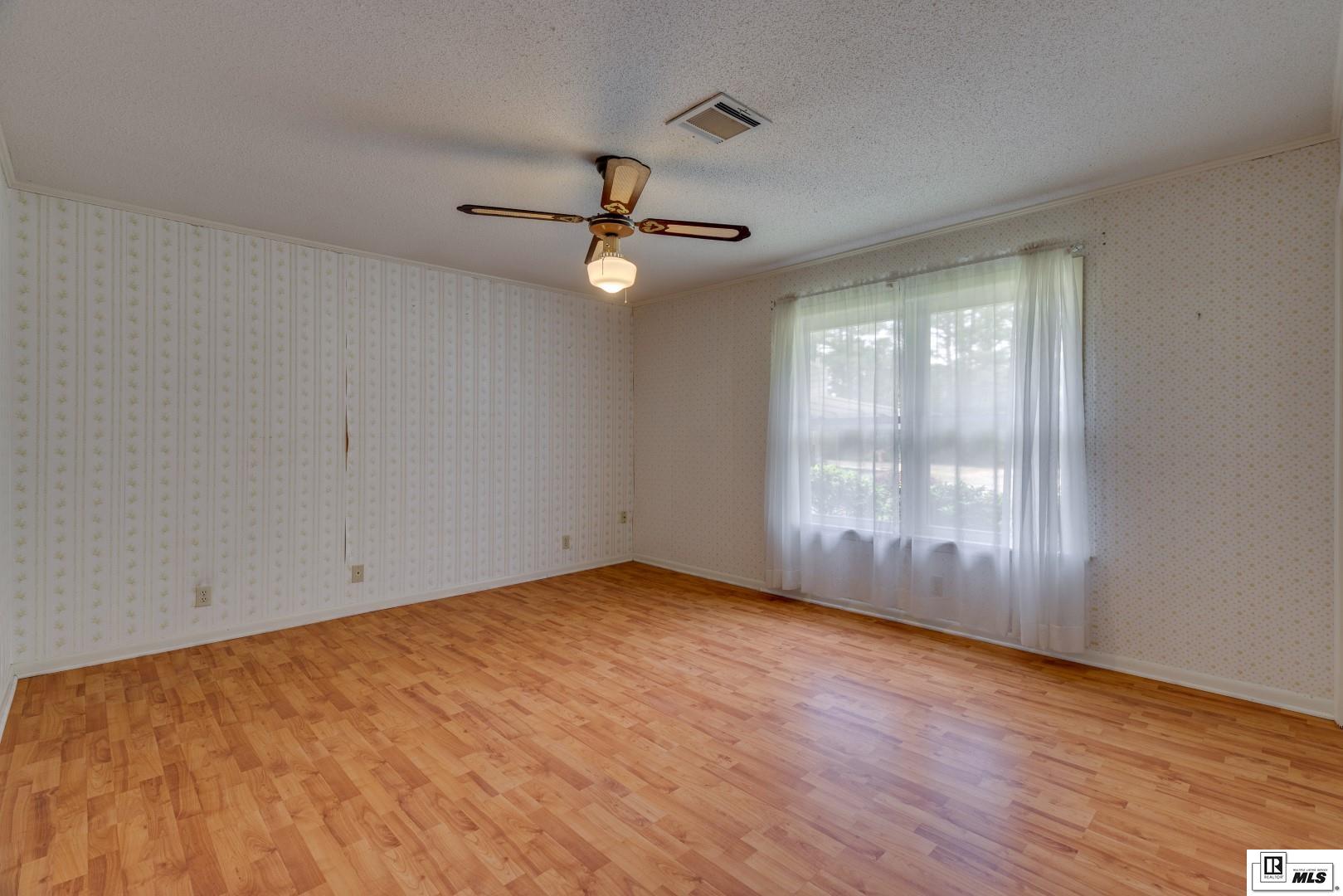 907 New Chapel Hill Road