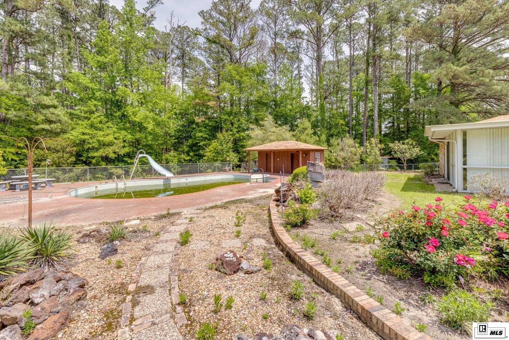 907 New Chapel Hill Road