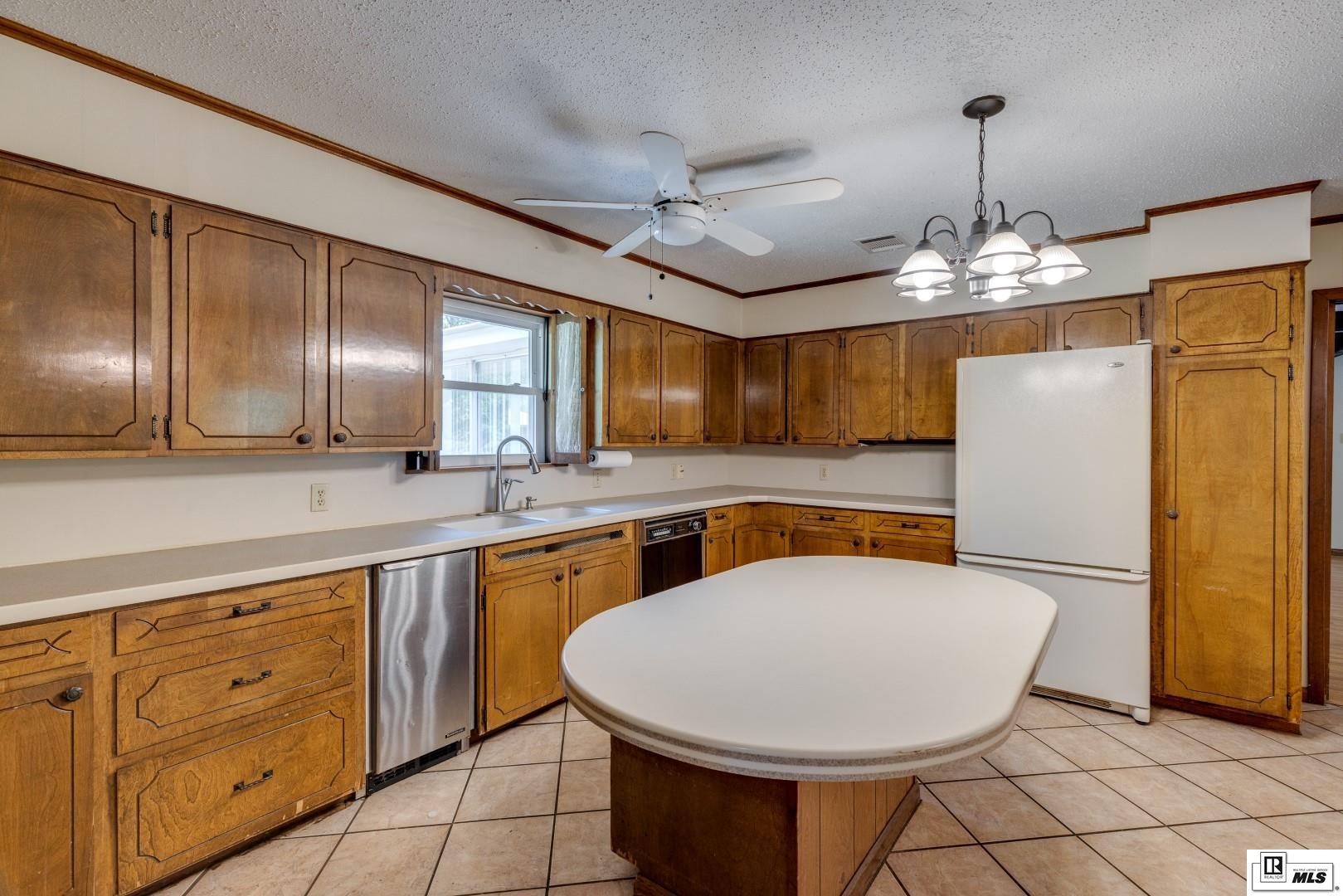 907 New Chapel Hill Road