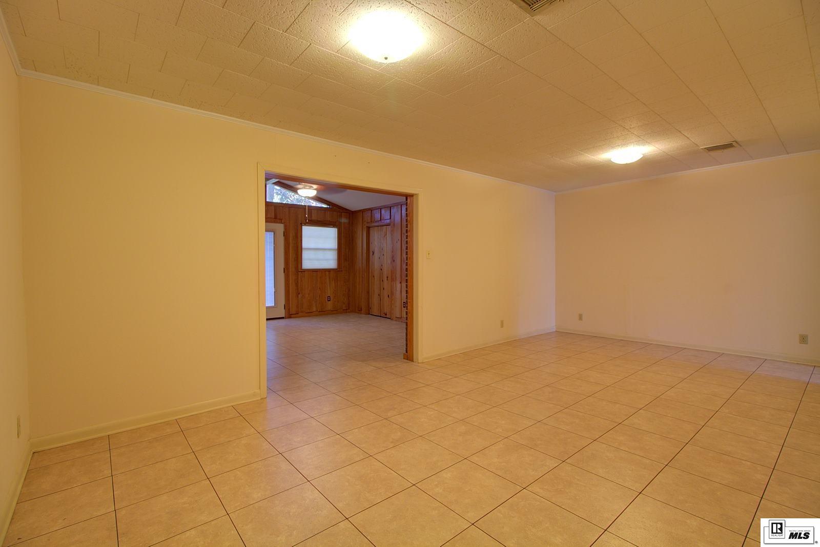 3110 Highway 828