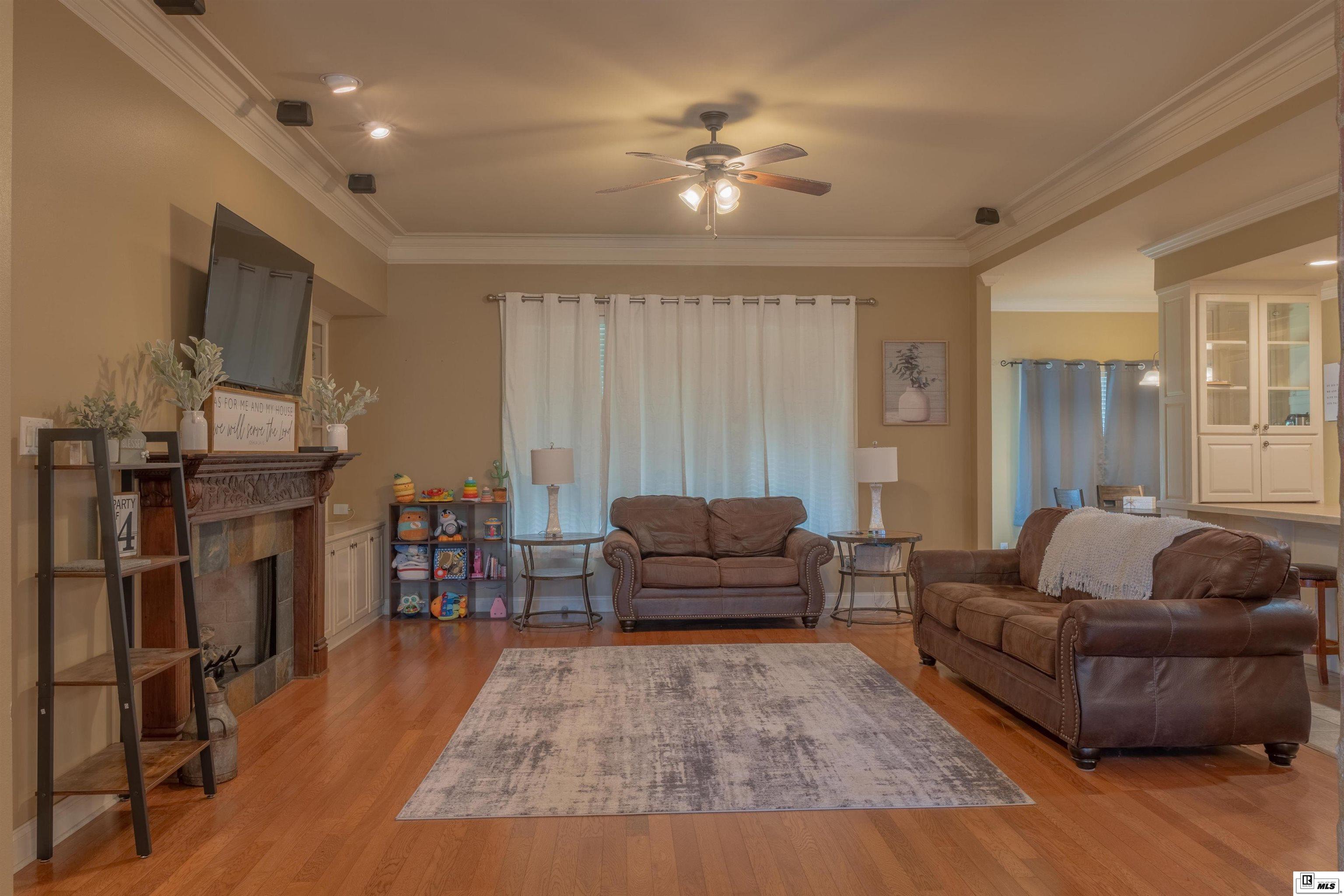 109 Watson Circle