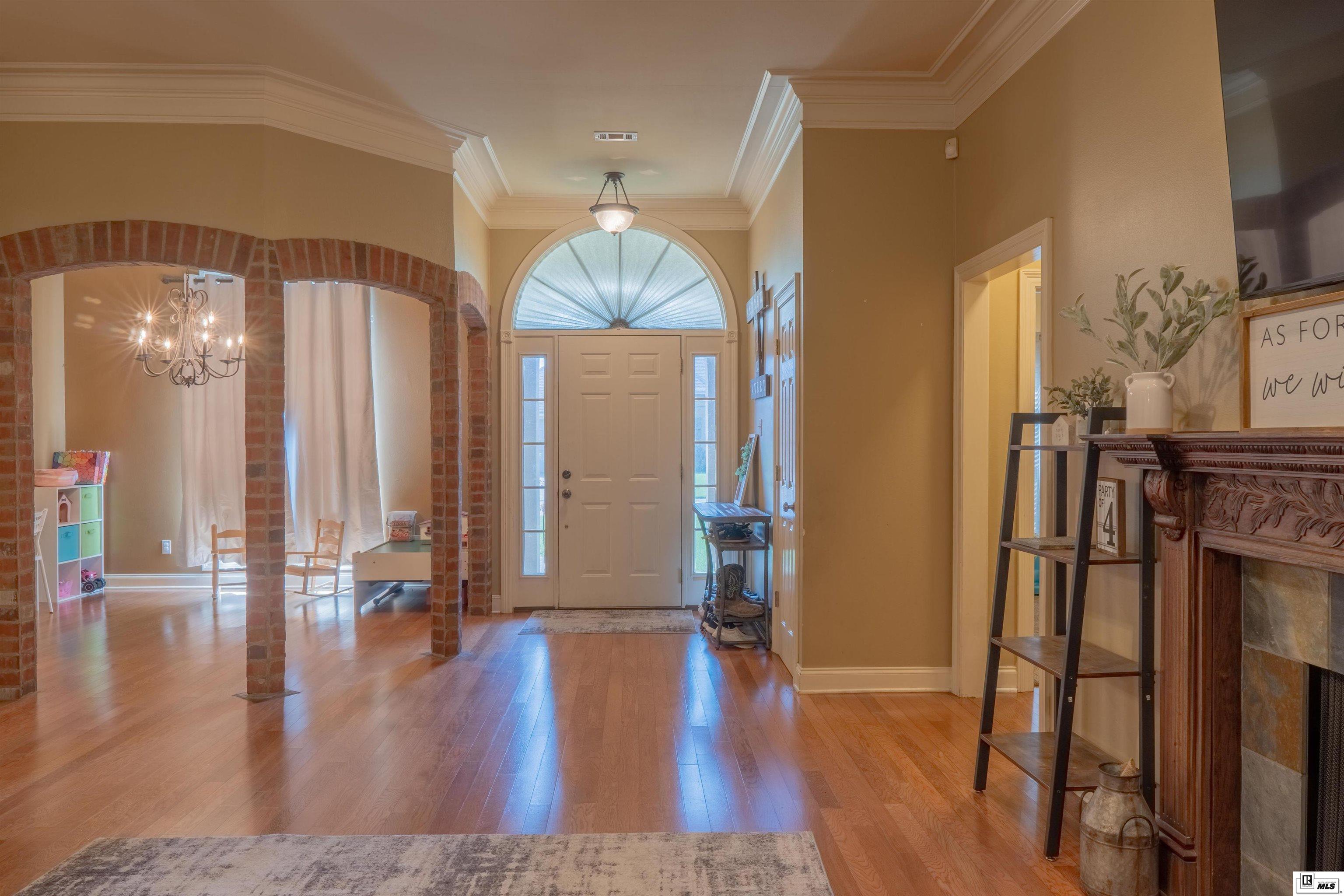 109 Watson Circle