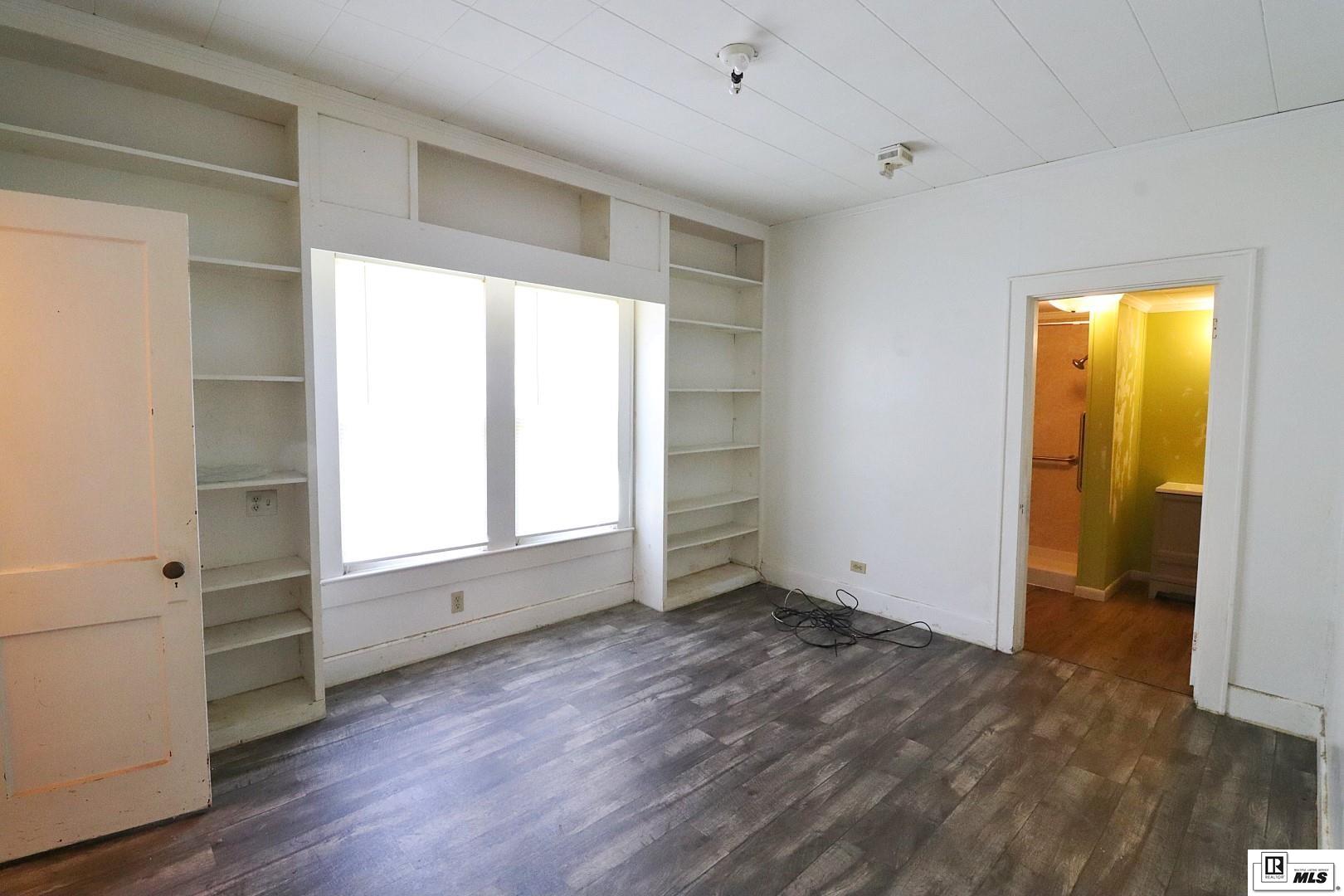 204 6th  Street