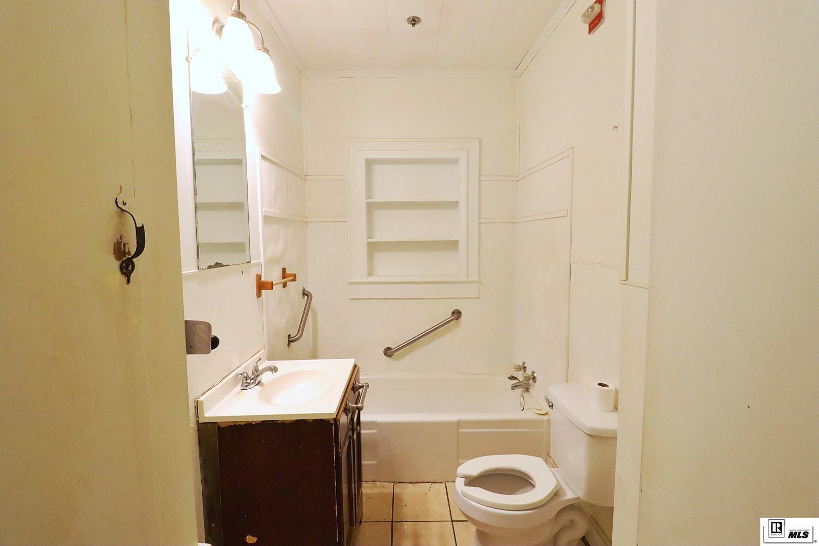204 6th  Street