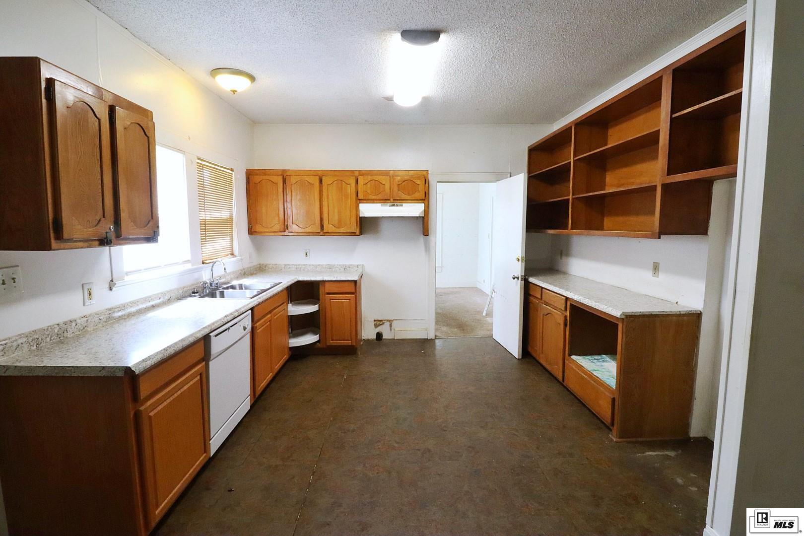 204 6th  Street