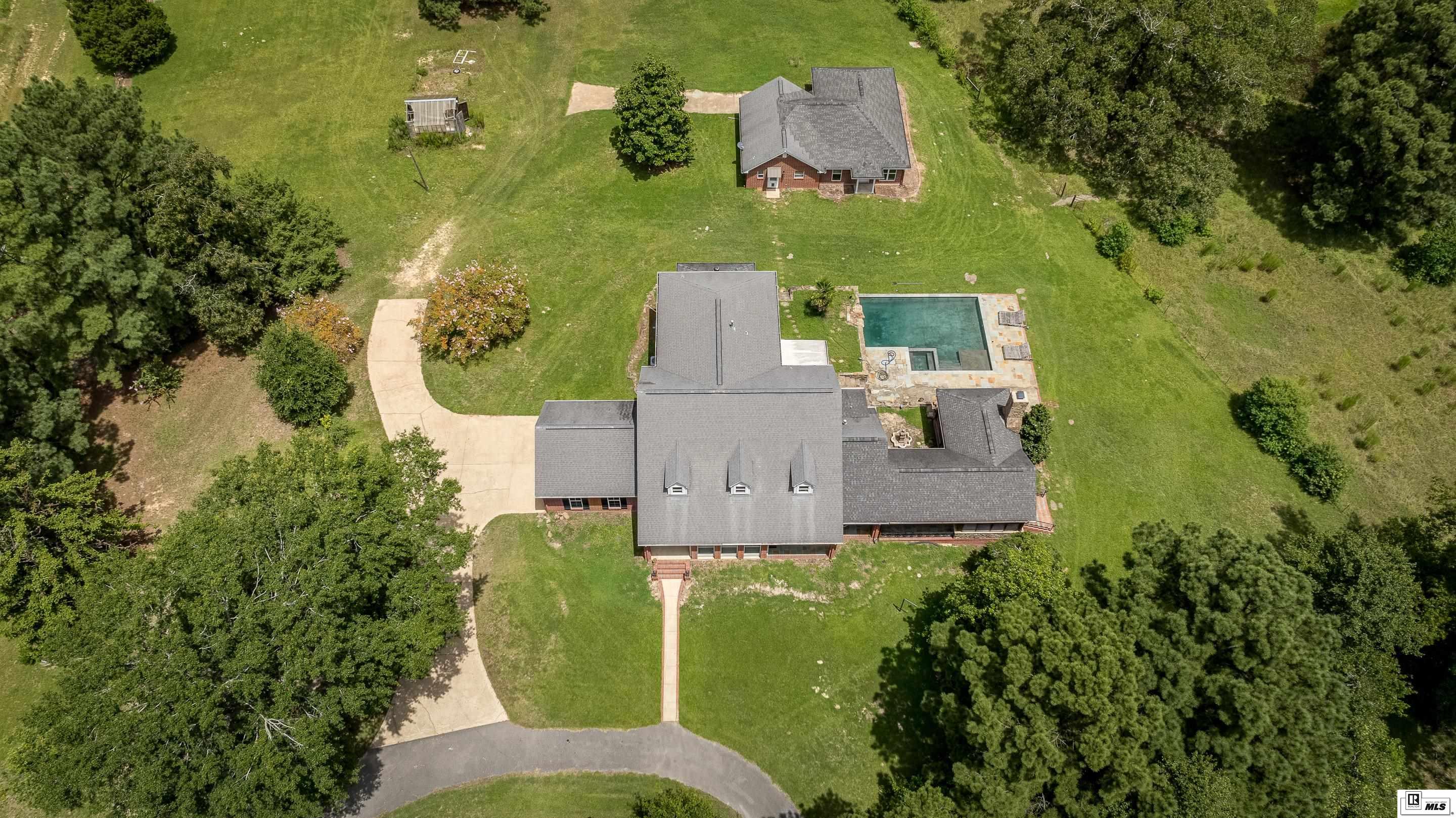 1633 Highway 80