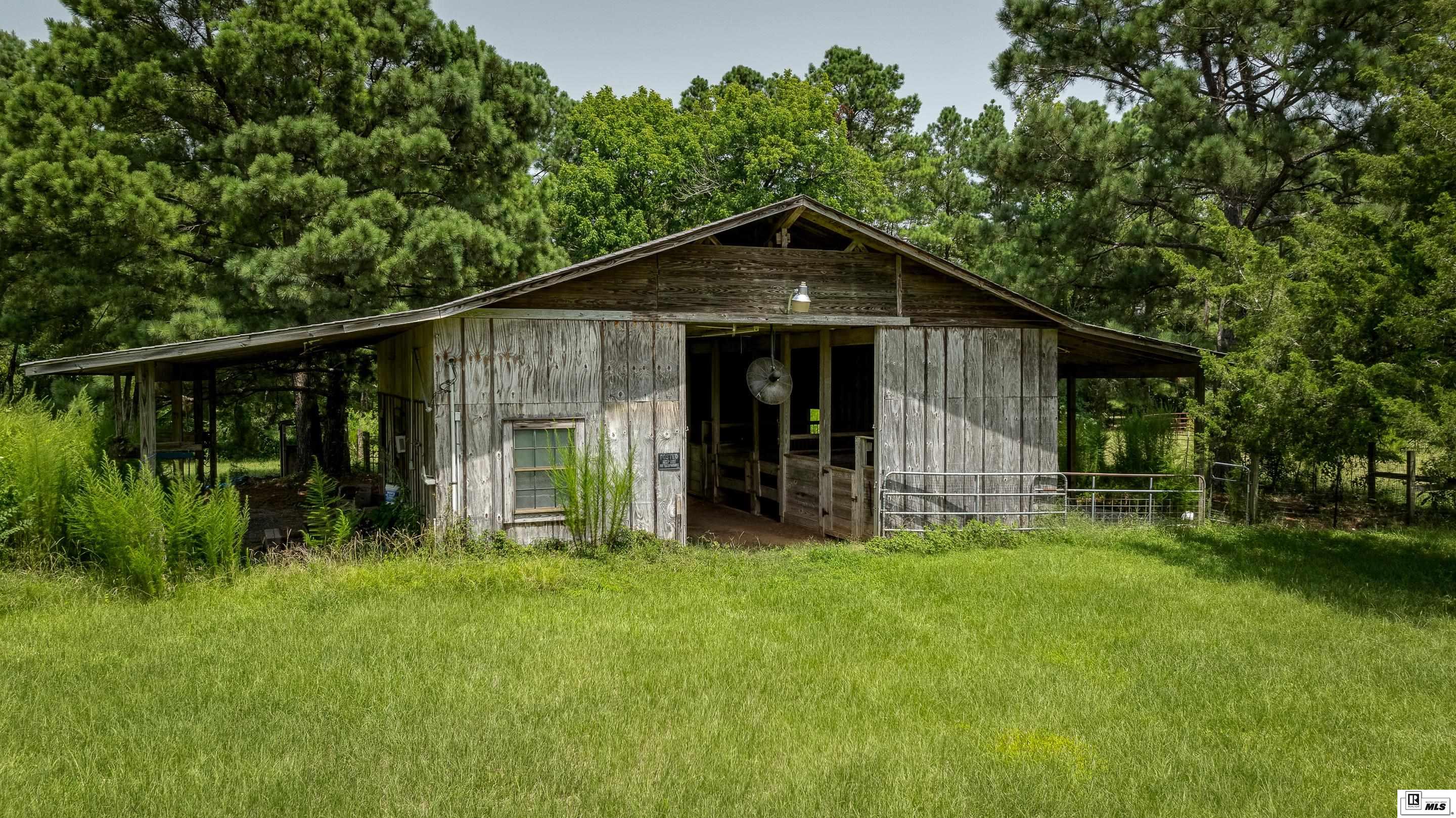 1633 Highway 80