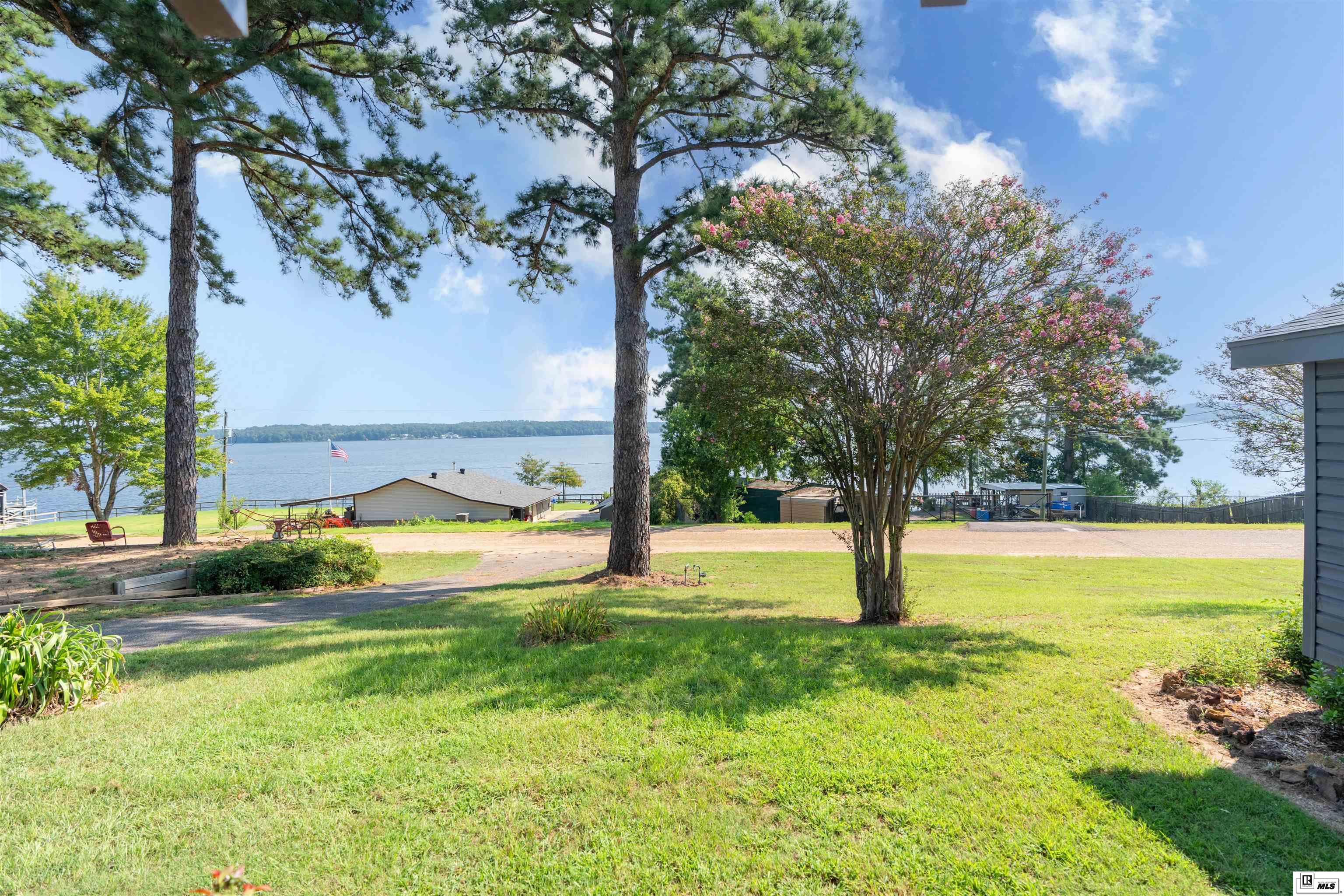 224 Pleasure Island Road
