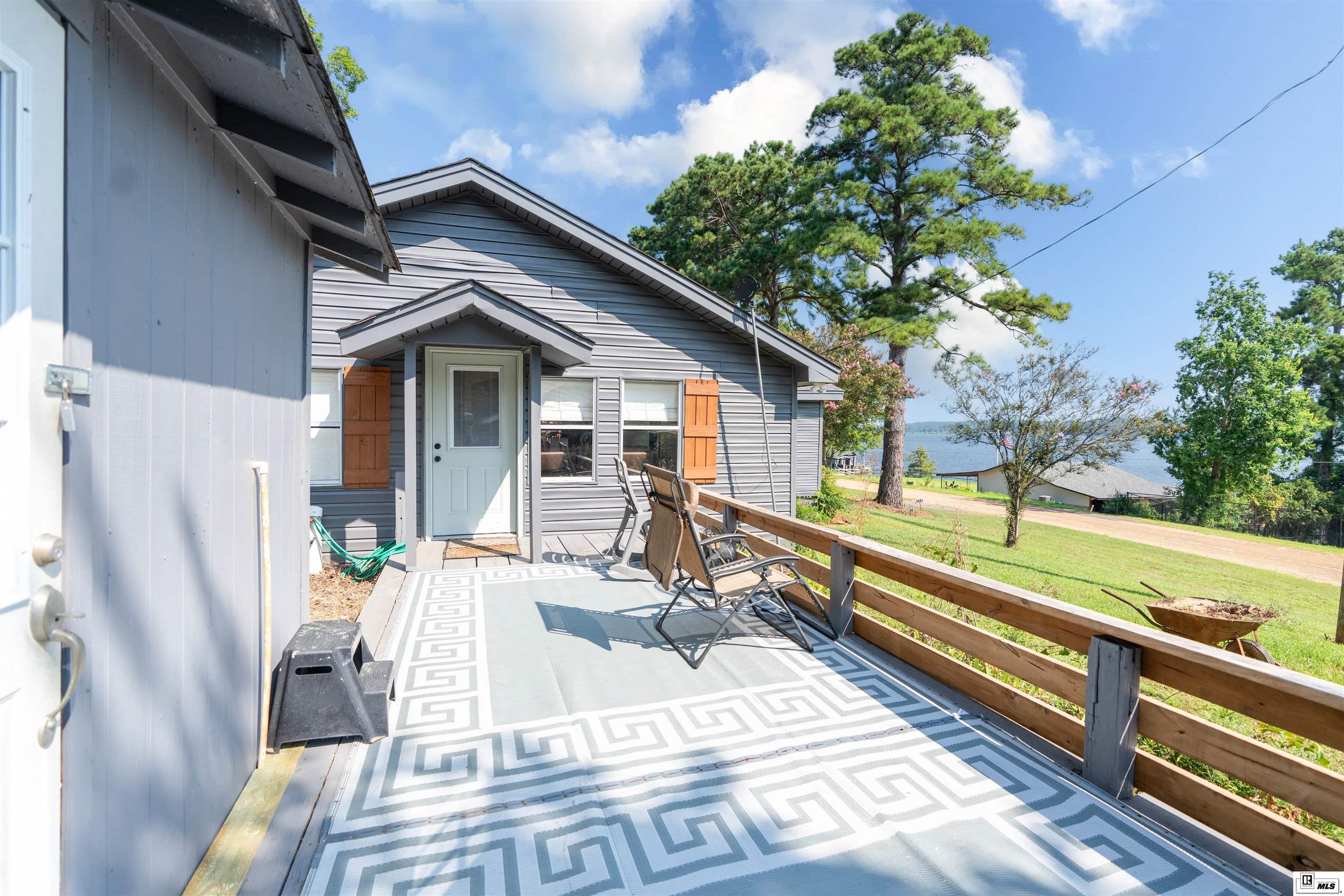 224 Pleasure Island Road