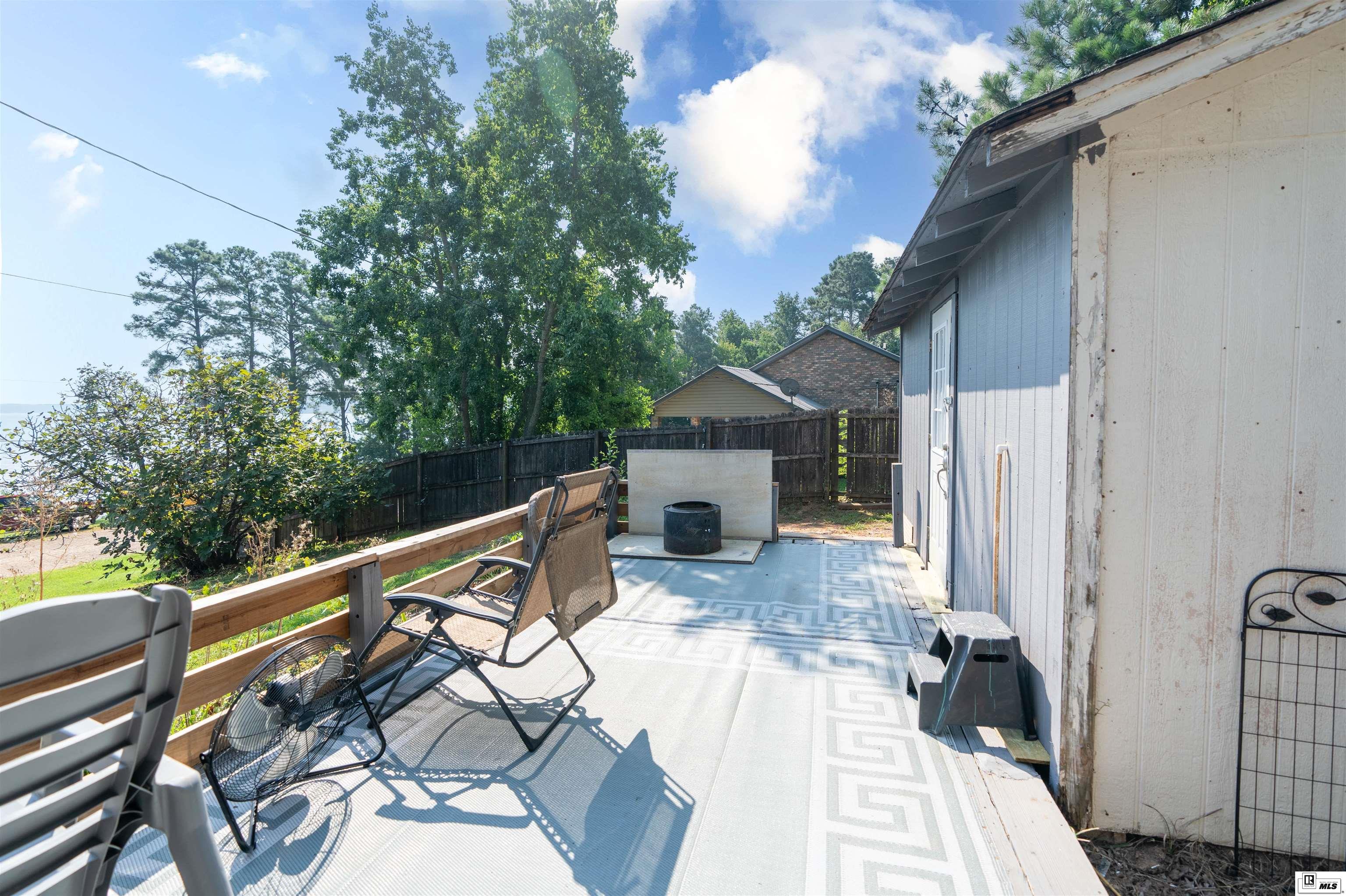 224 Pleasure Island Road