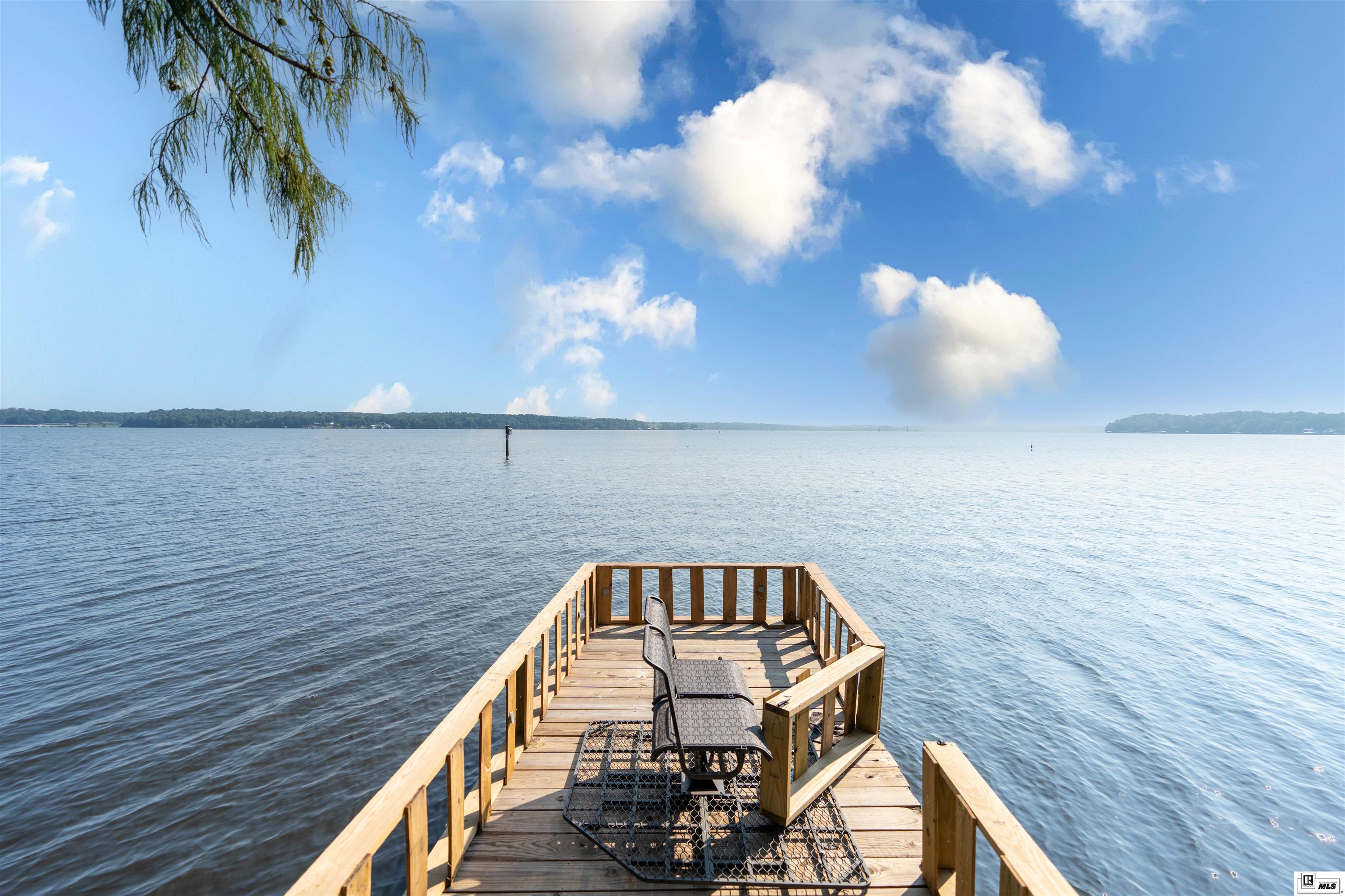 224 Pleasure Island Road