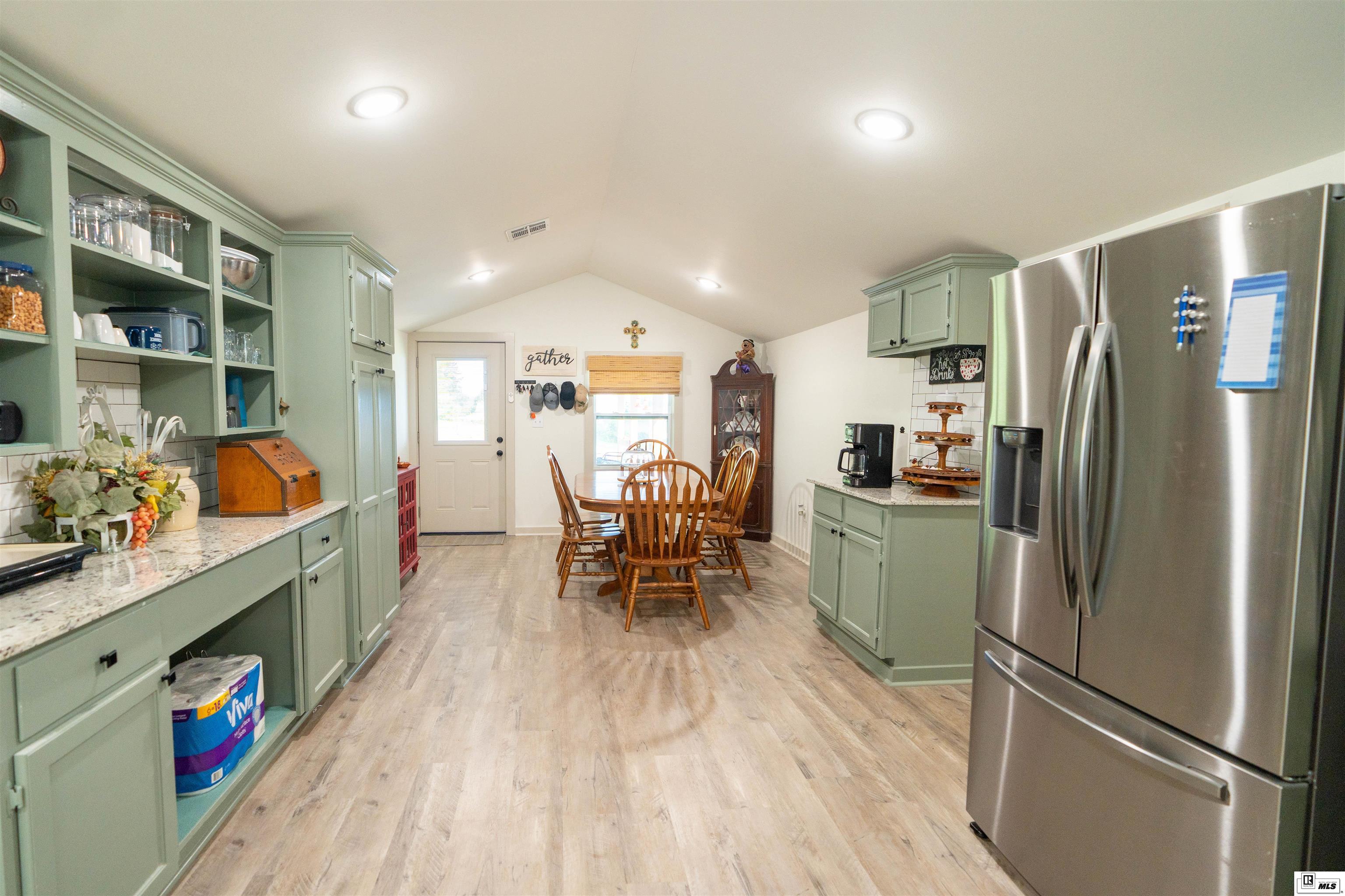 224 Pleasure Island Road