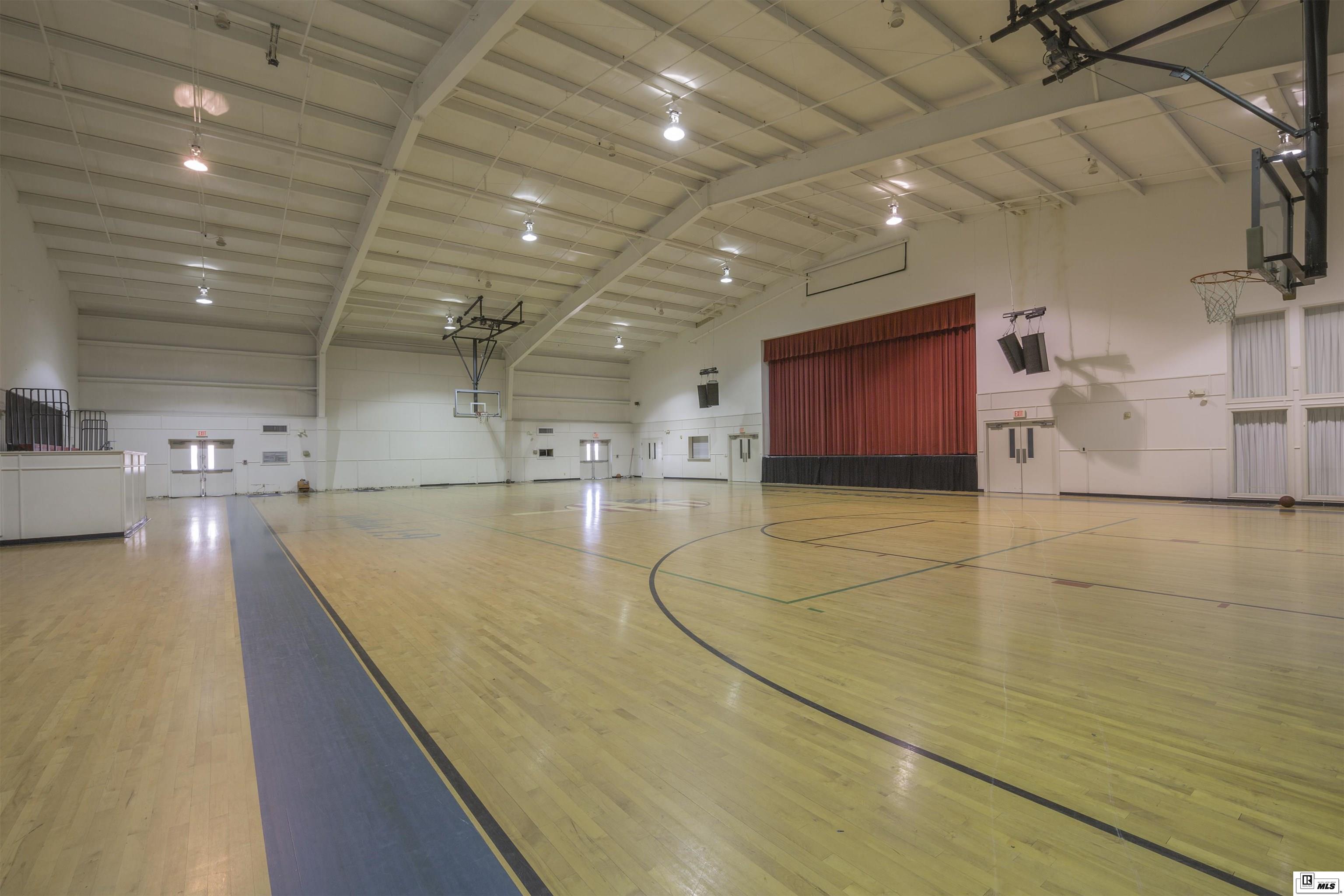 4300 Loop Road