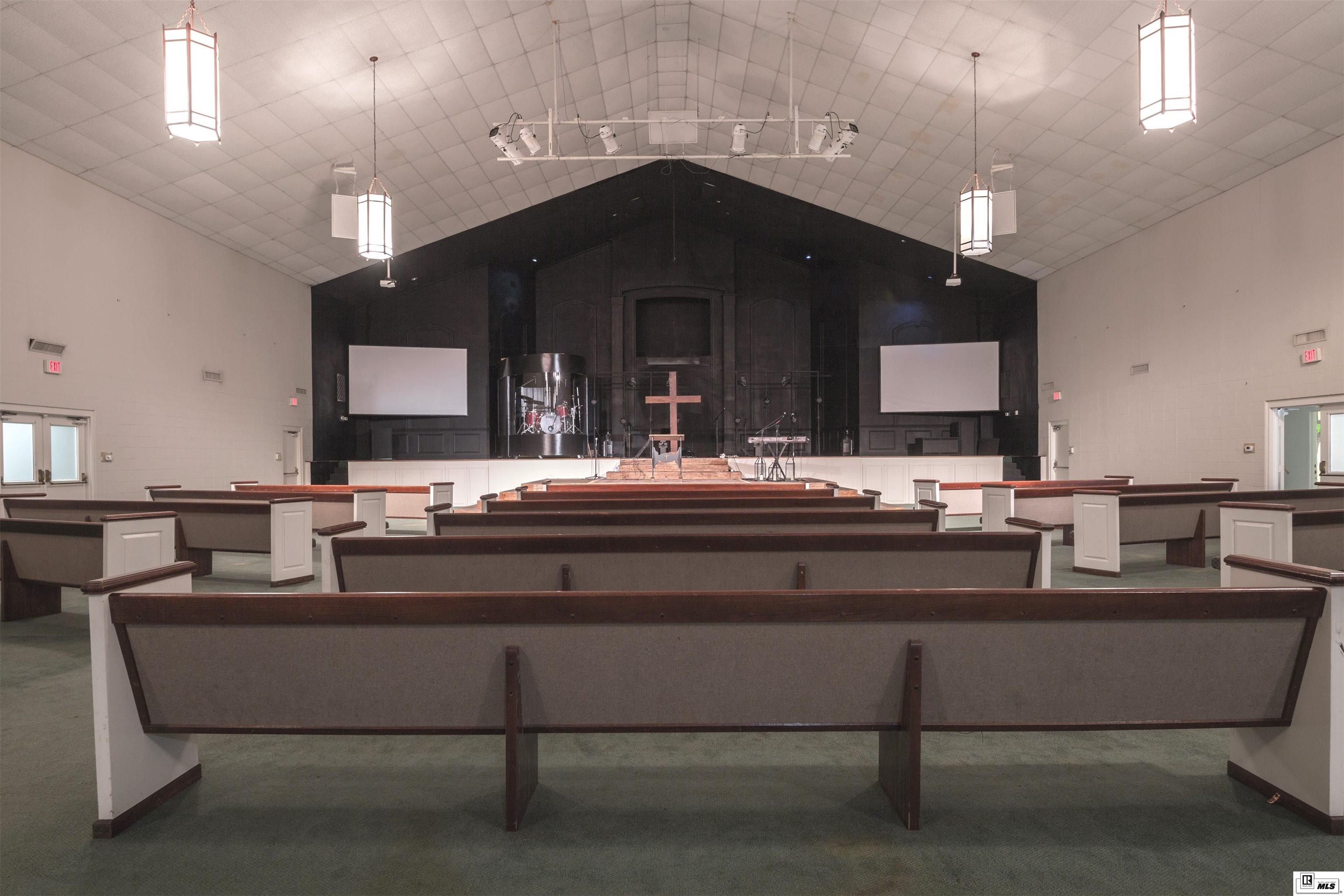 4300 Loop Road