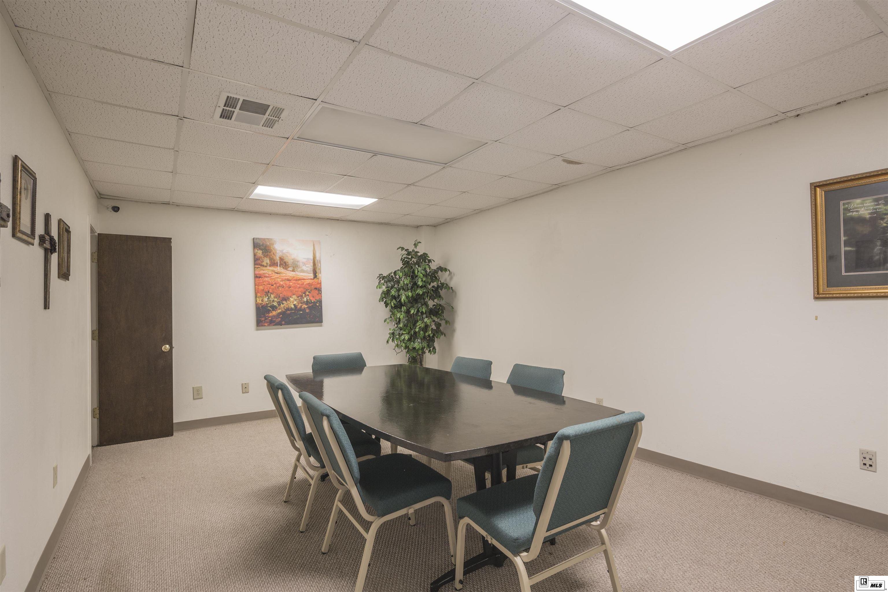 4300 Loop Road