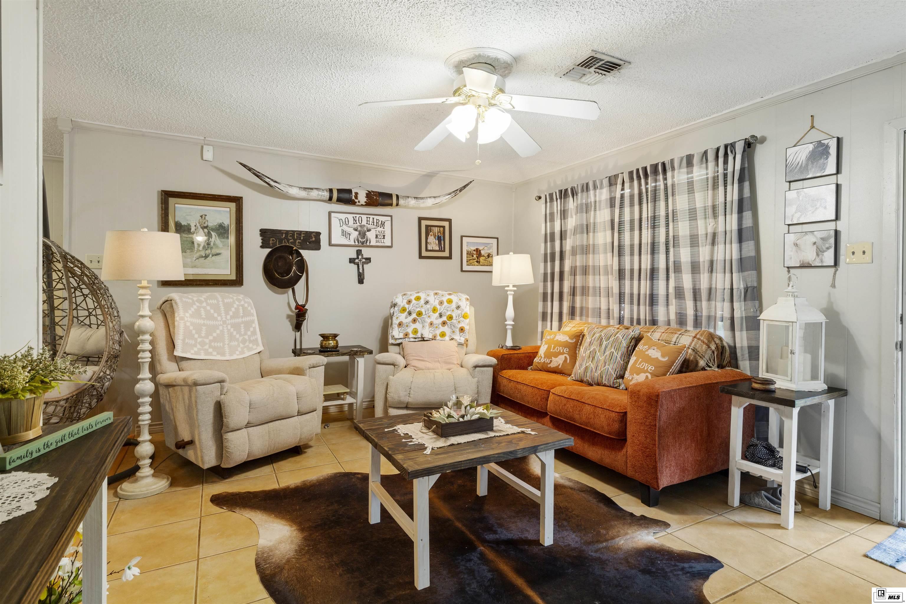 5568 Highway 126