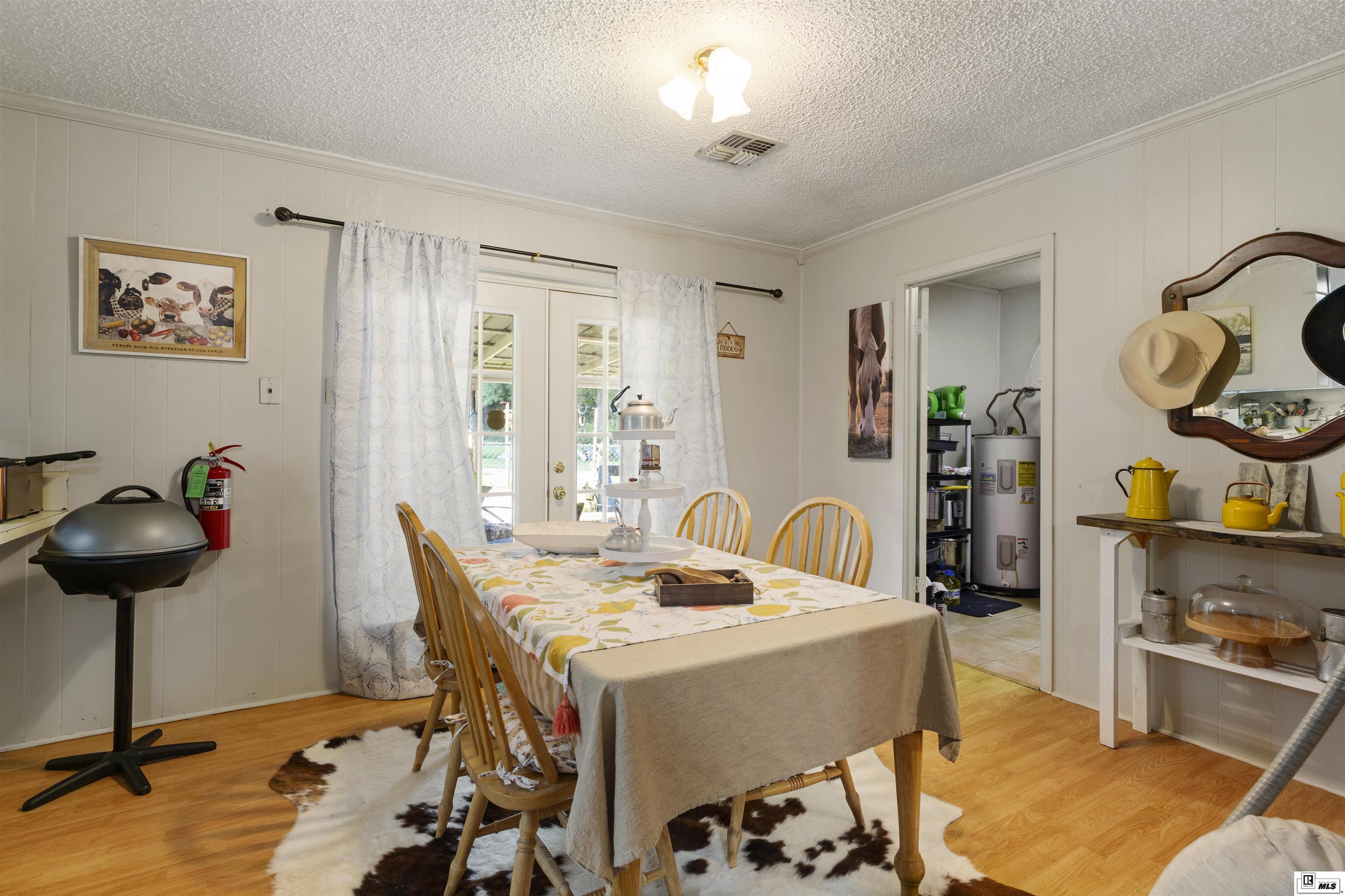 5568 Highway 126