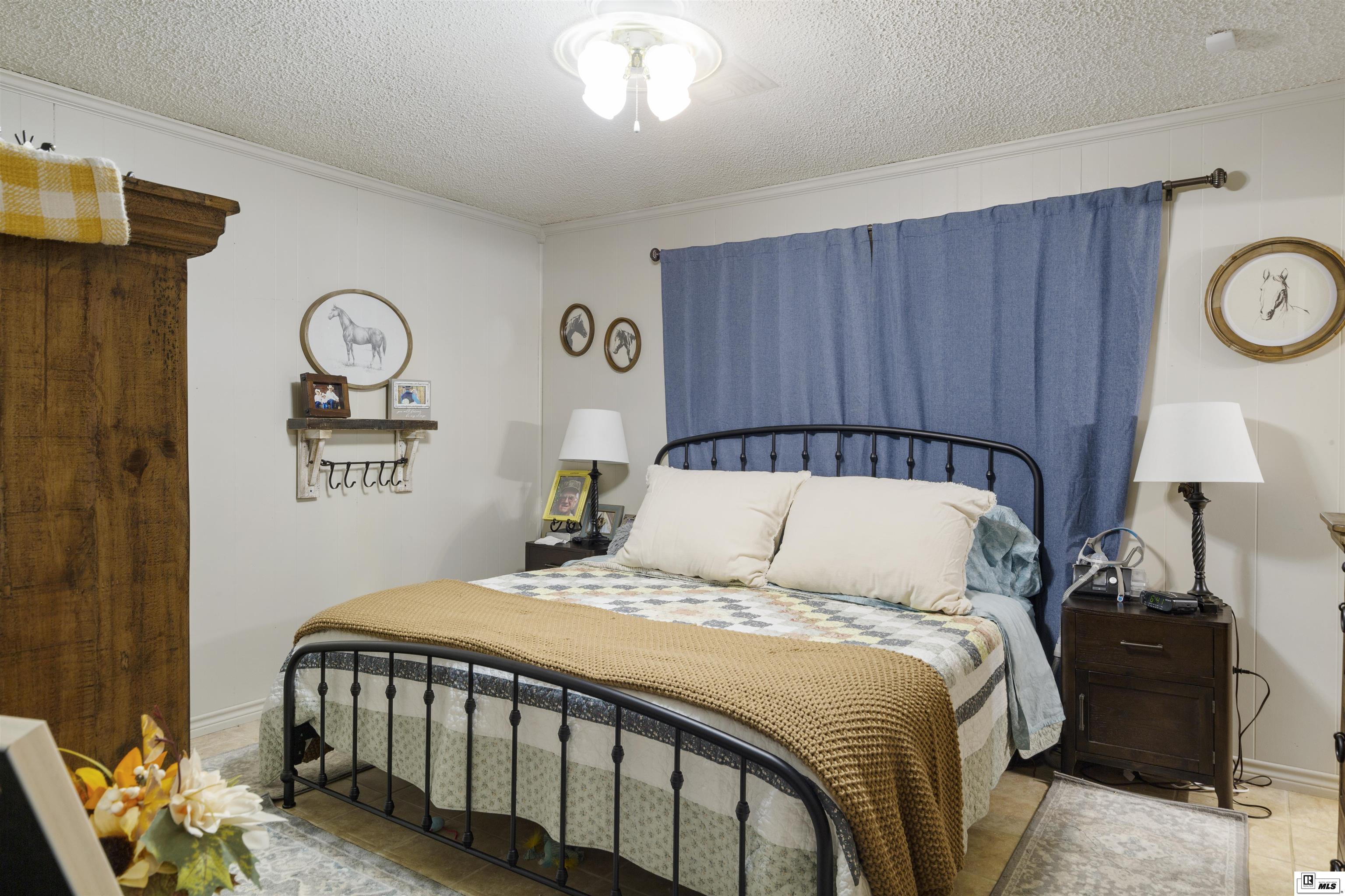 5568 Highway 126