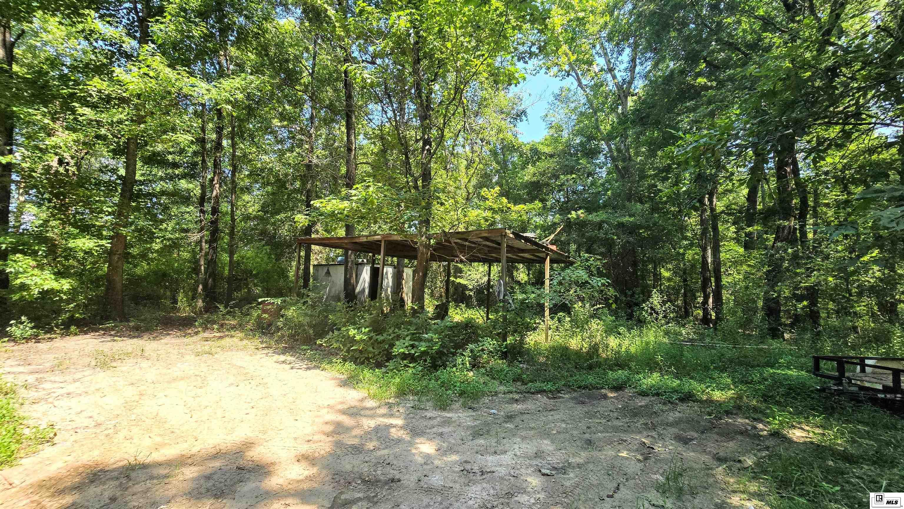 1022 Hooter Road