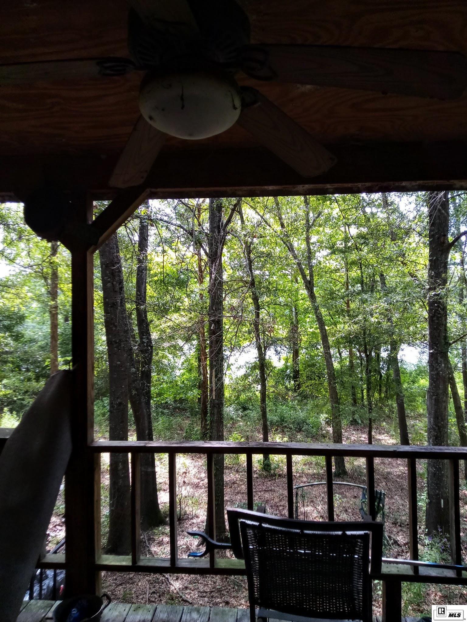 1022 Hooter Road