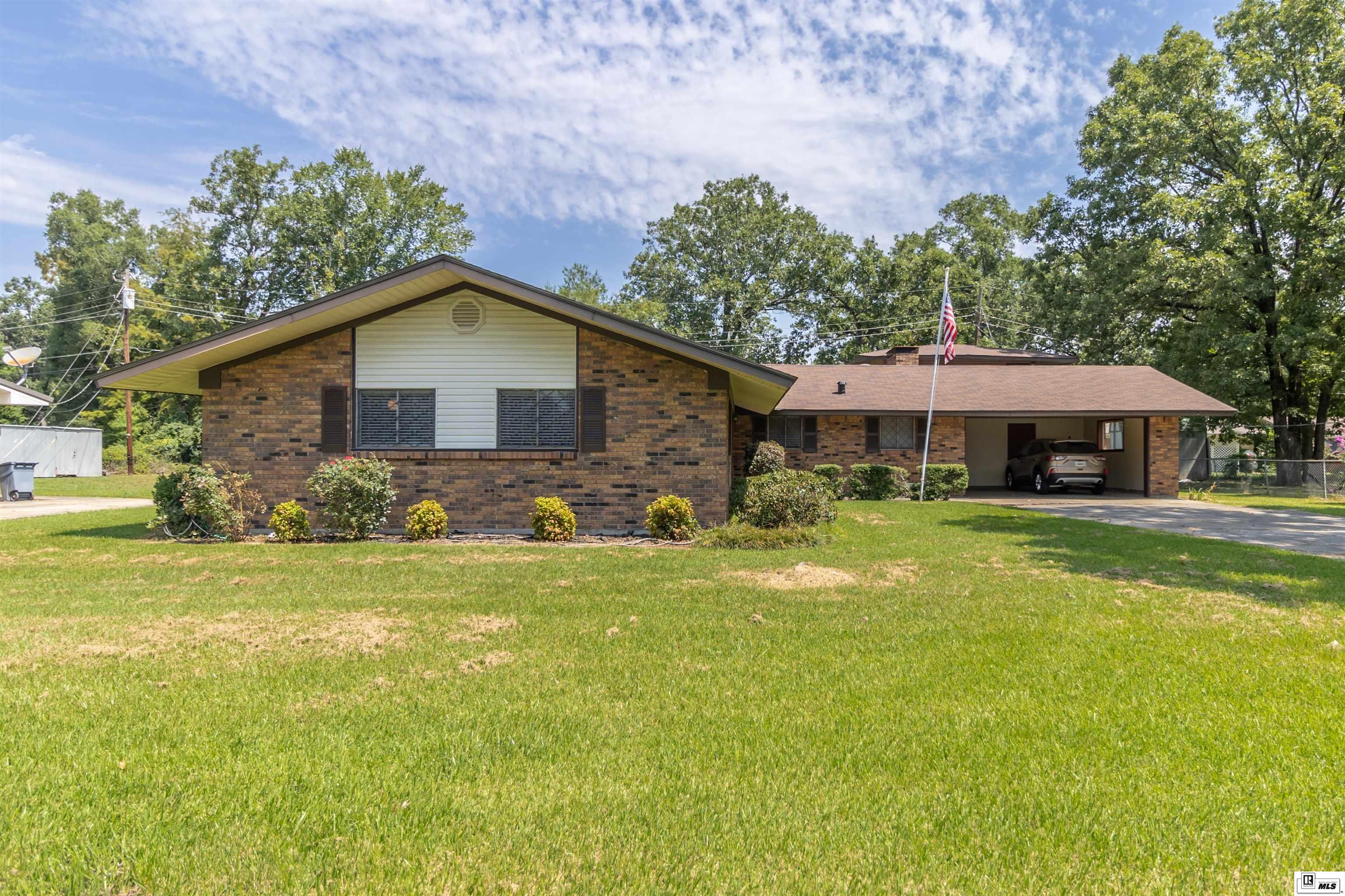 23 Willow Drive