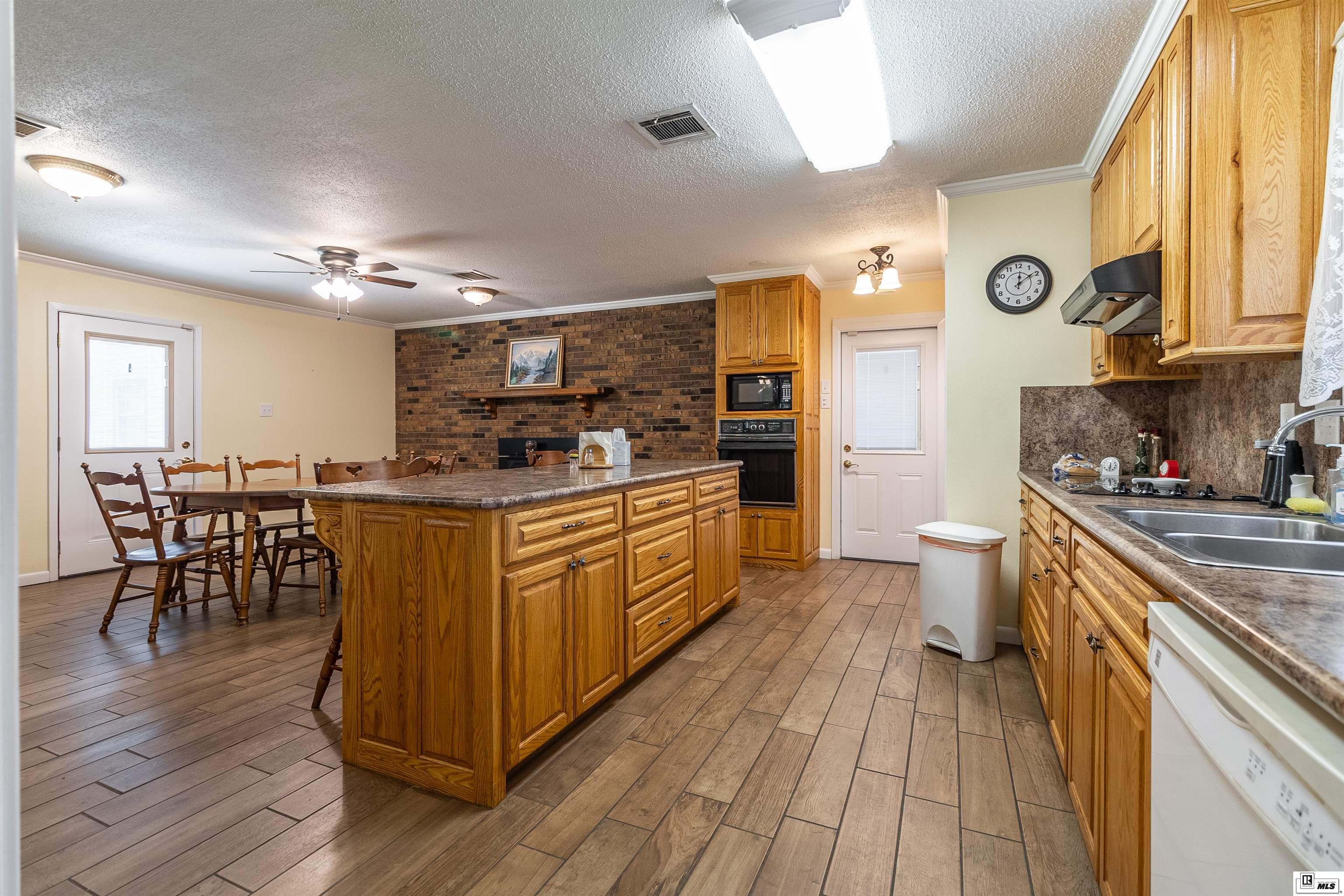 23 Willow Drive