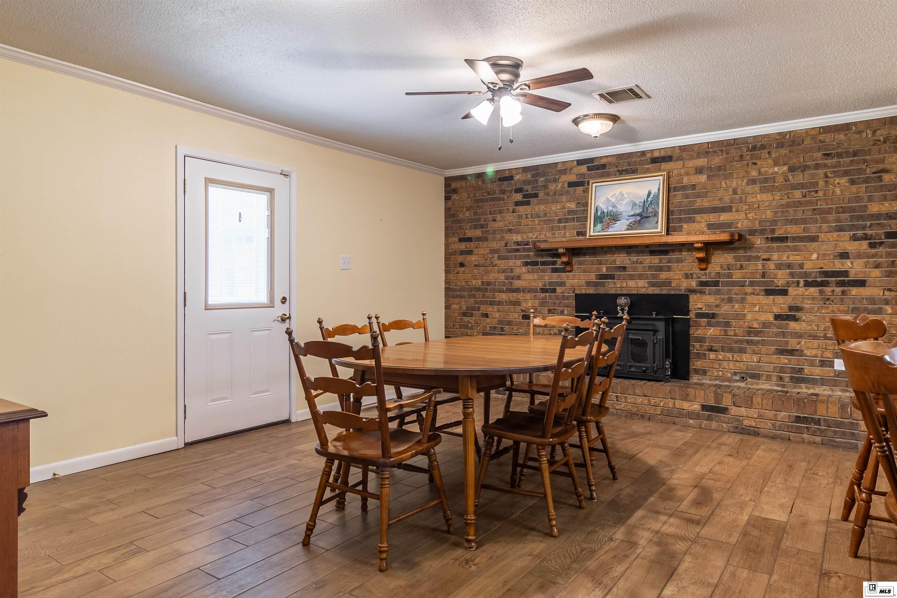 23 Willow Drive