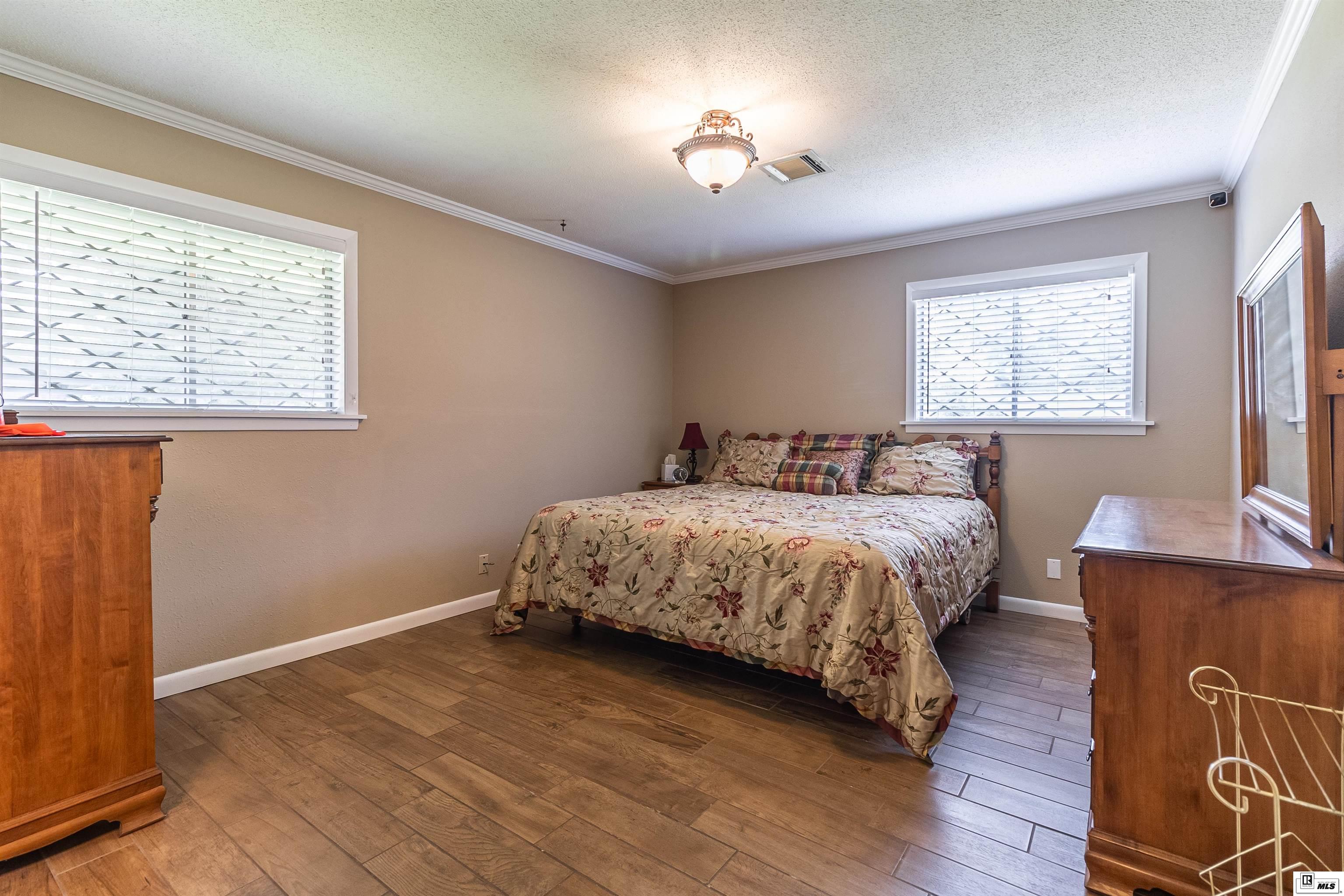 23 Willow Drive