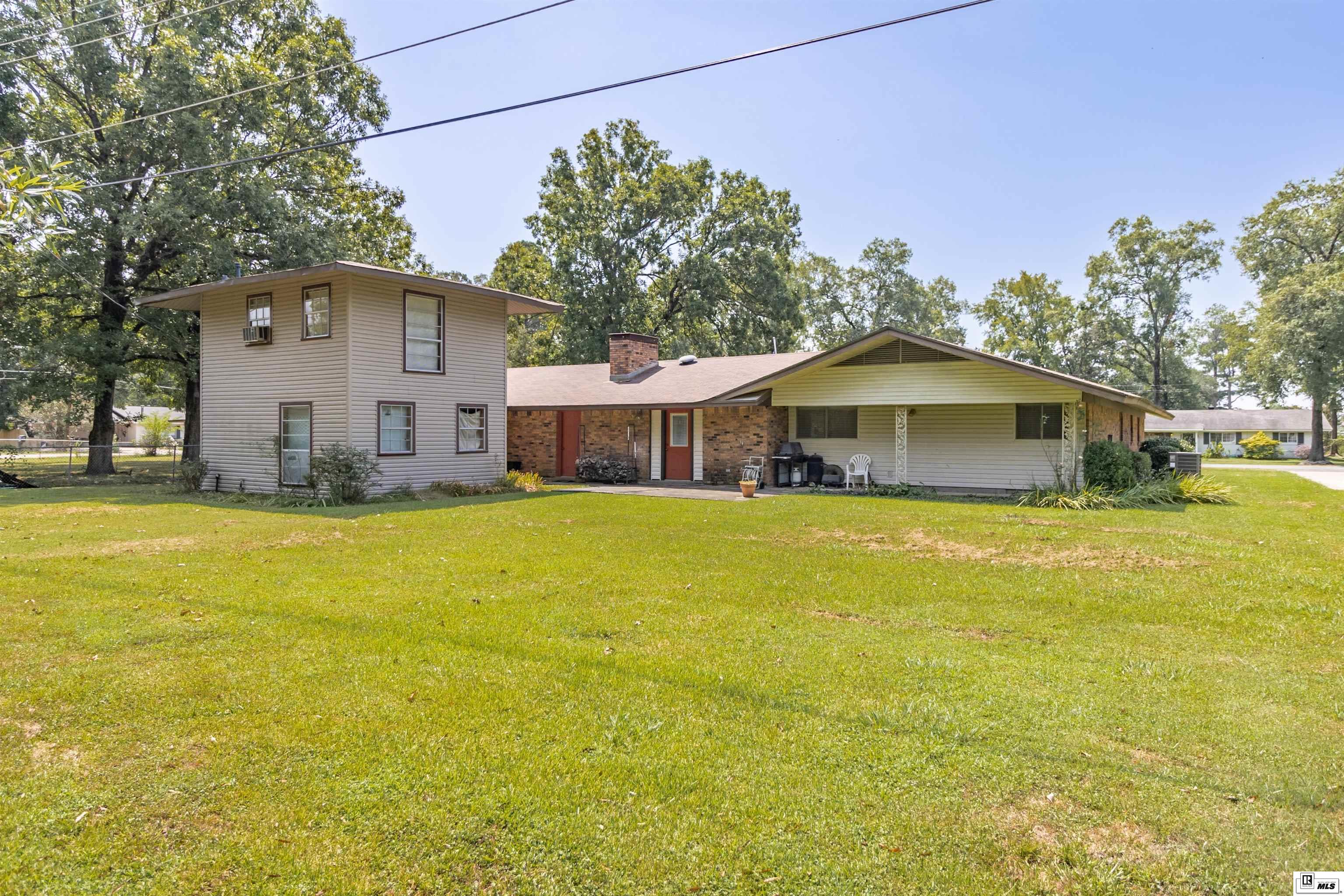 23 Willow Drive