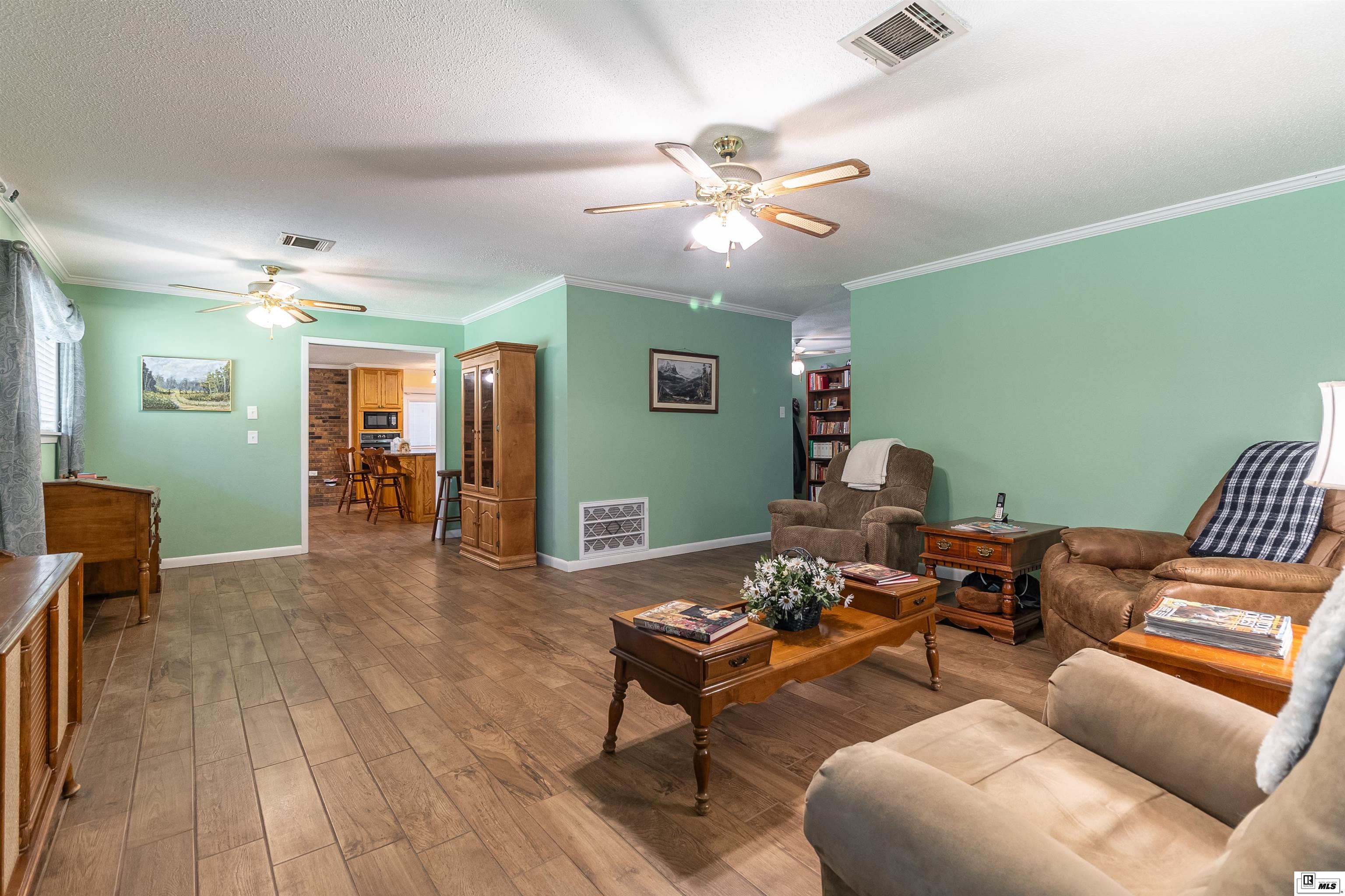 23 Willow Drive