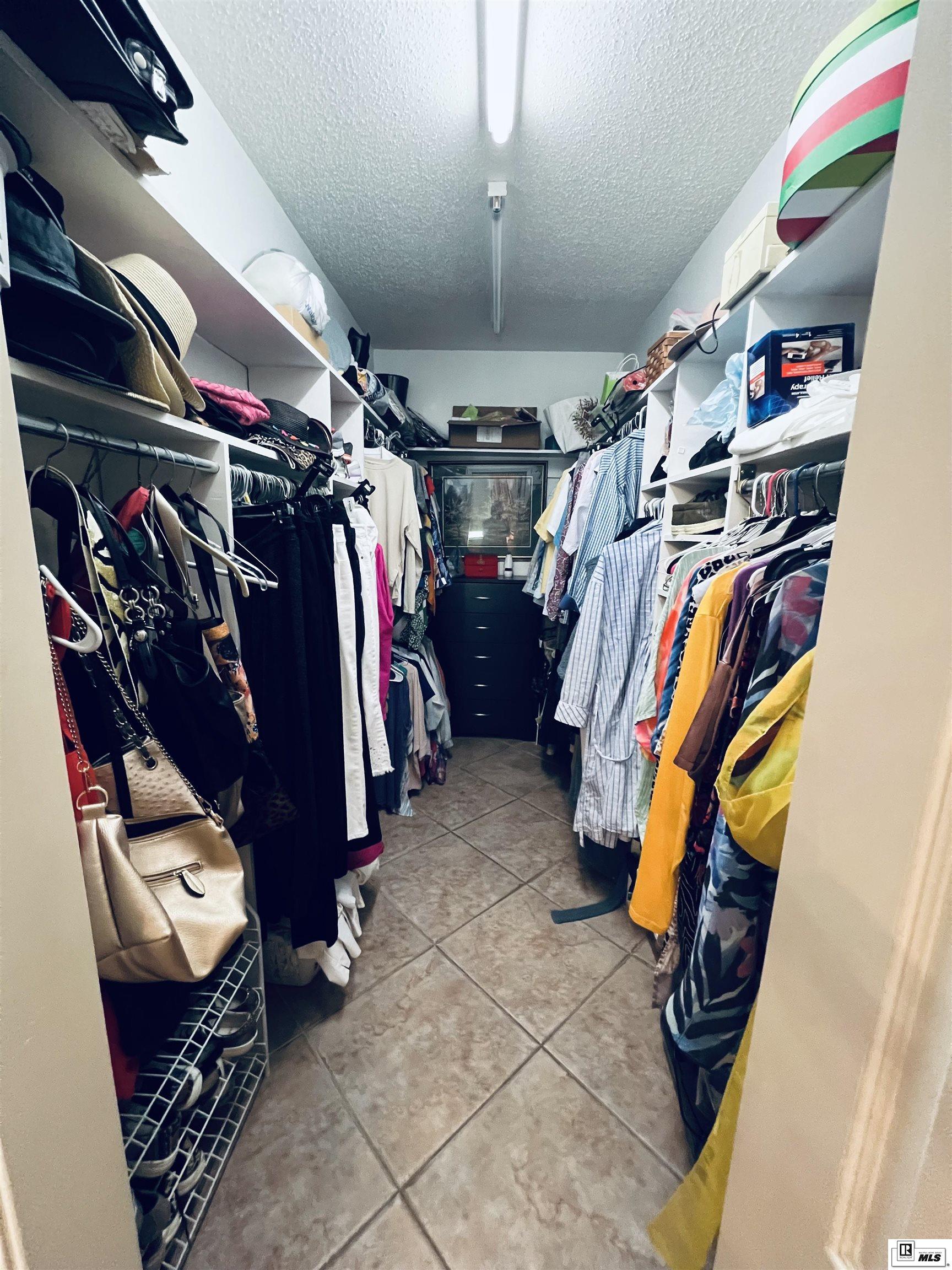 101 Kendall Ridge Drive