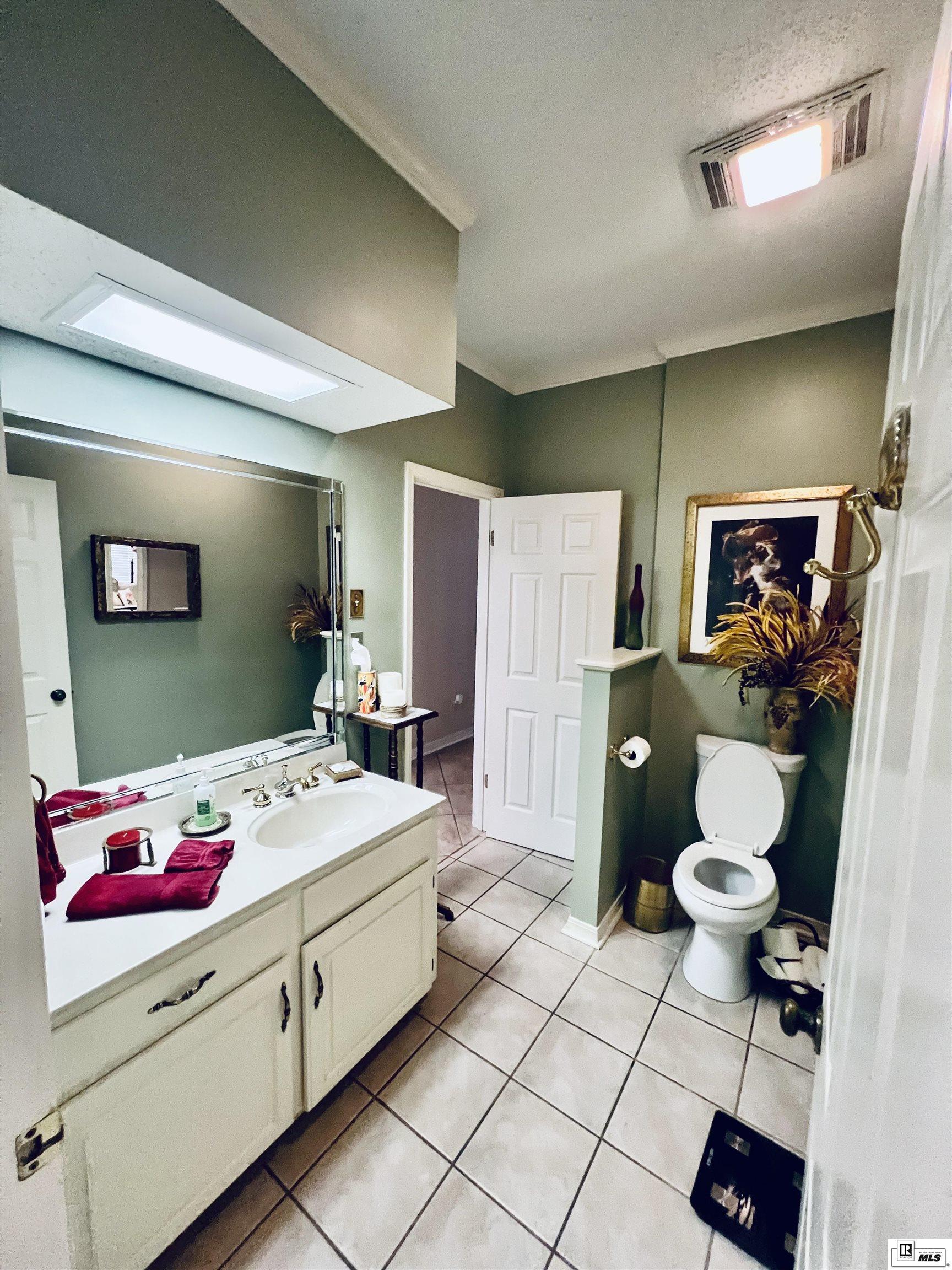 101 Kendall Ridge Drive