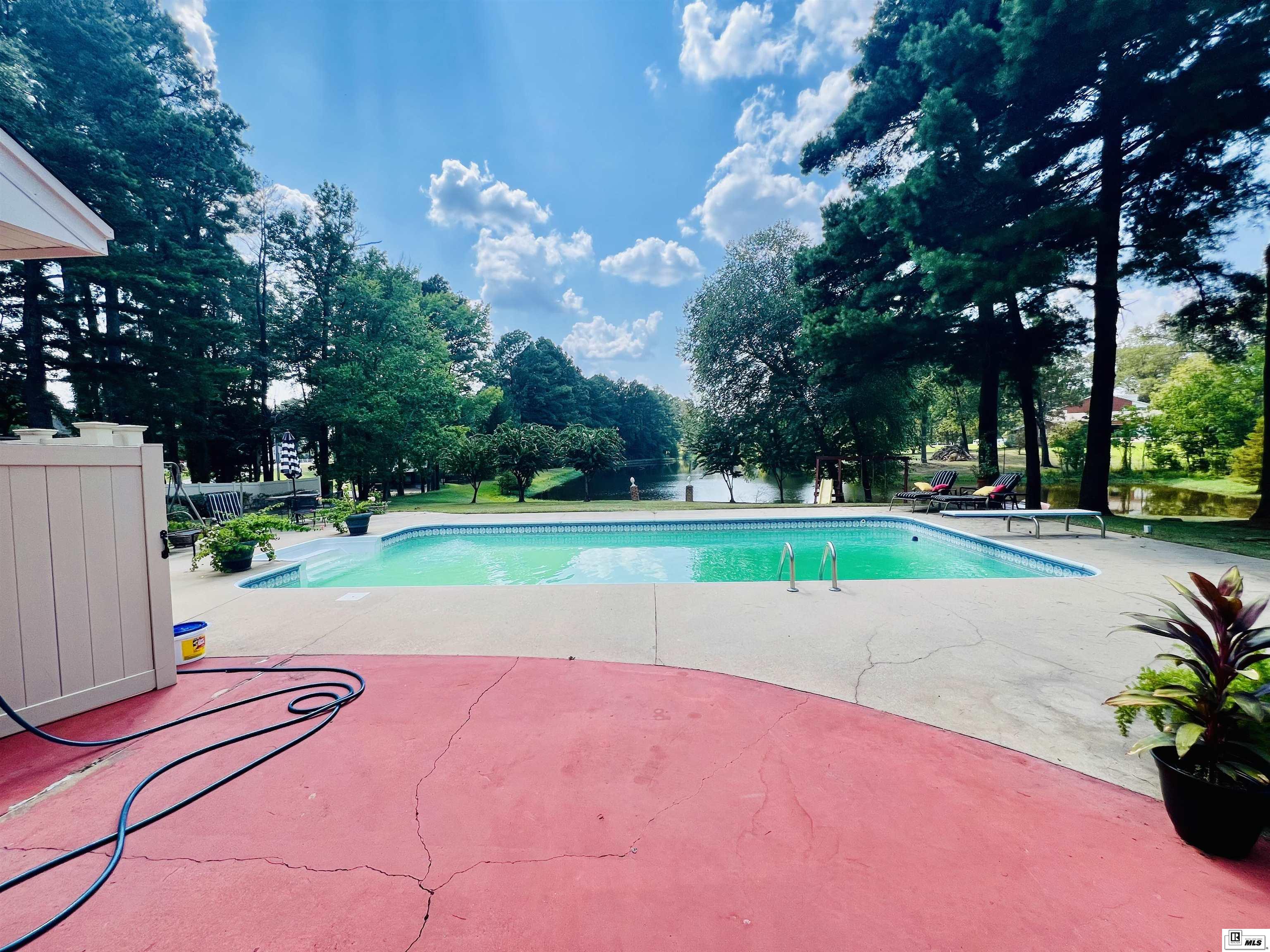 101 Kendall Ridge Drive