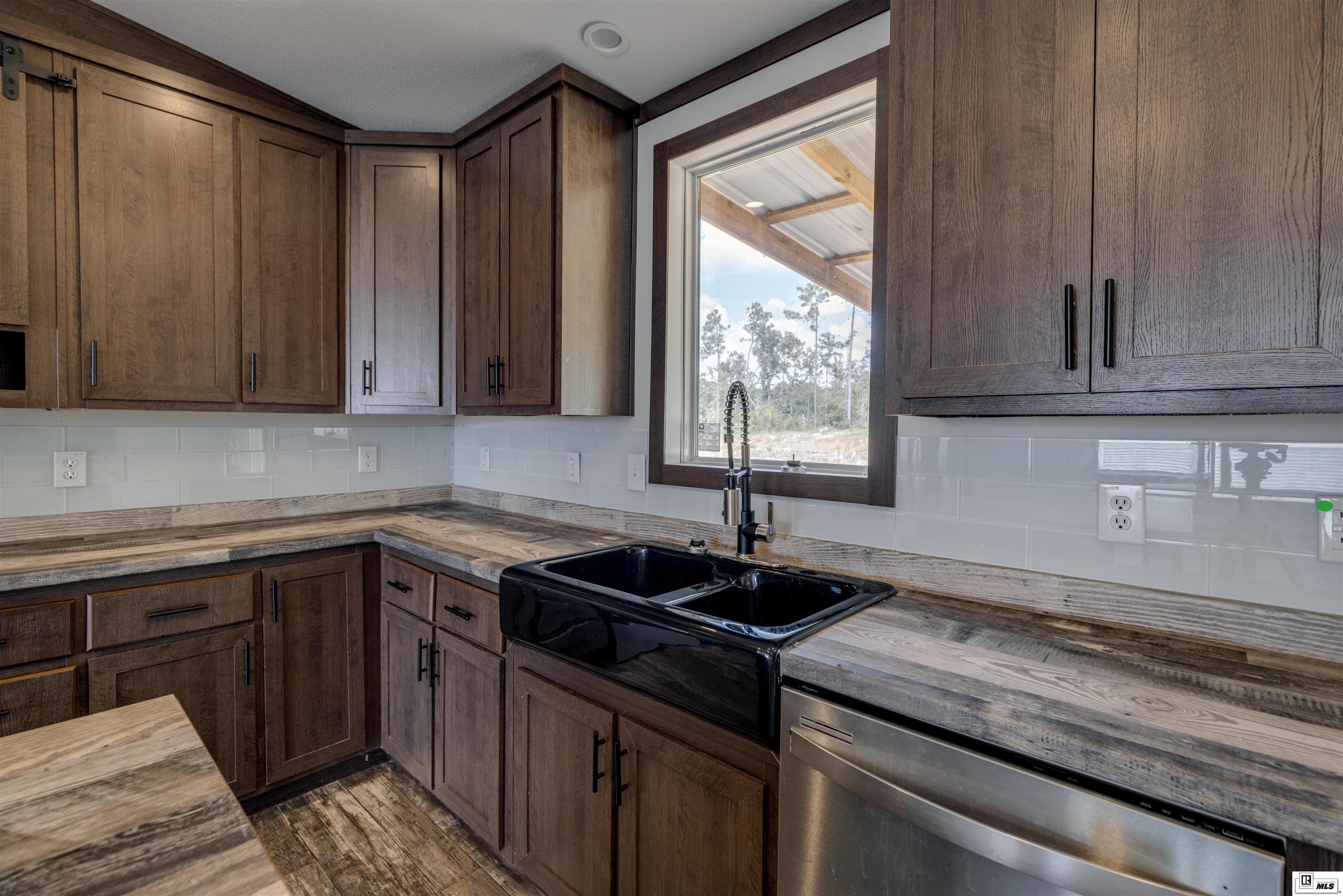 213 New Mineral Springs Road