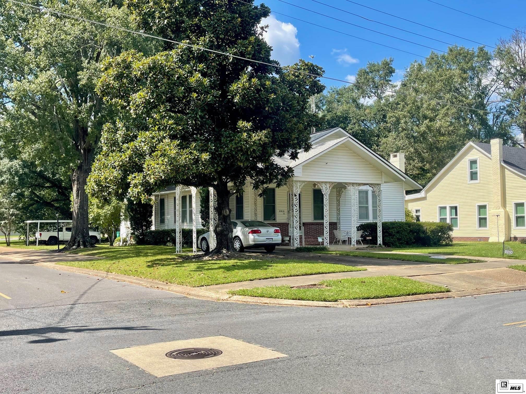 2010 West Street