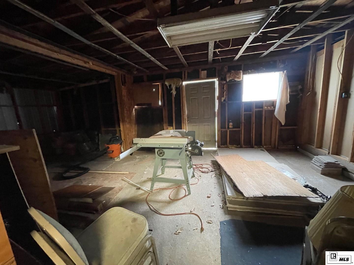 3600 Reddix Lane