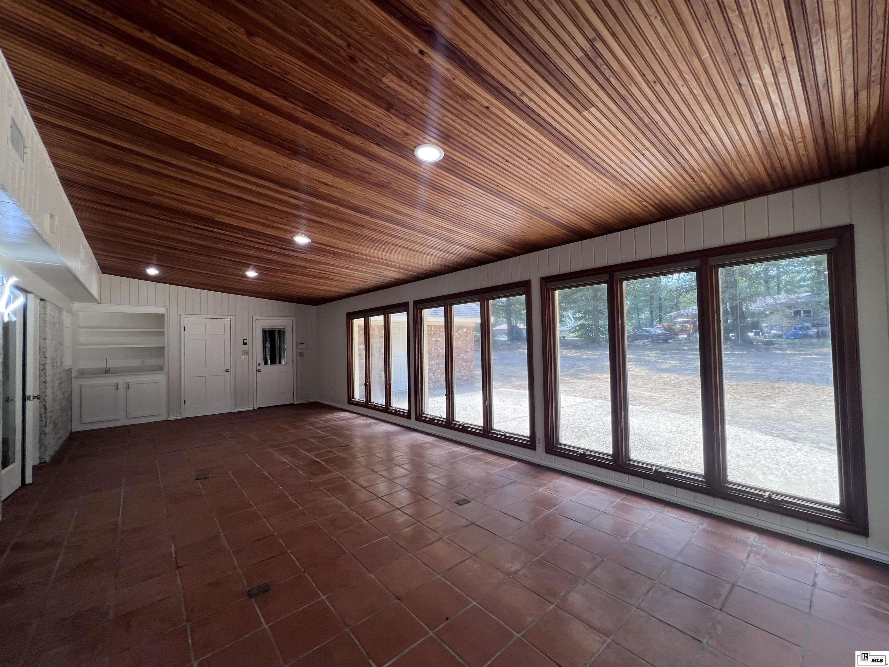 305 Connie Lynn Drive