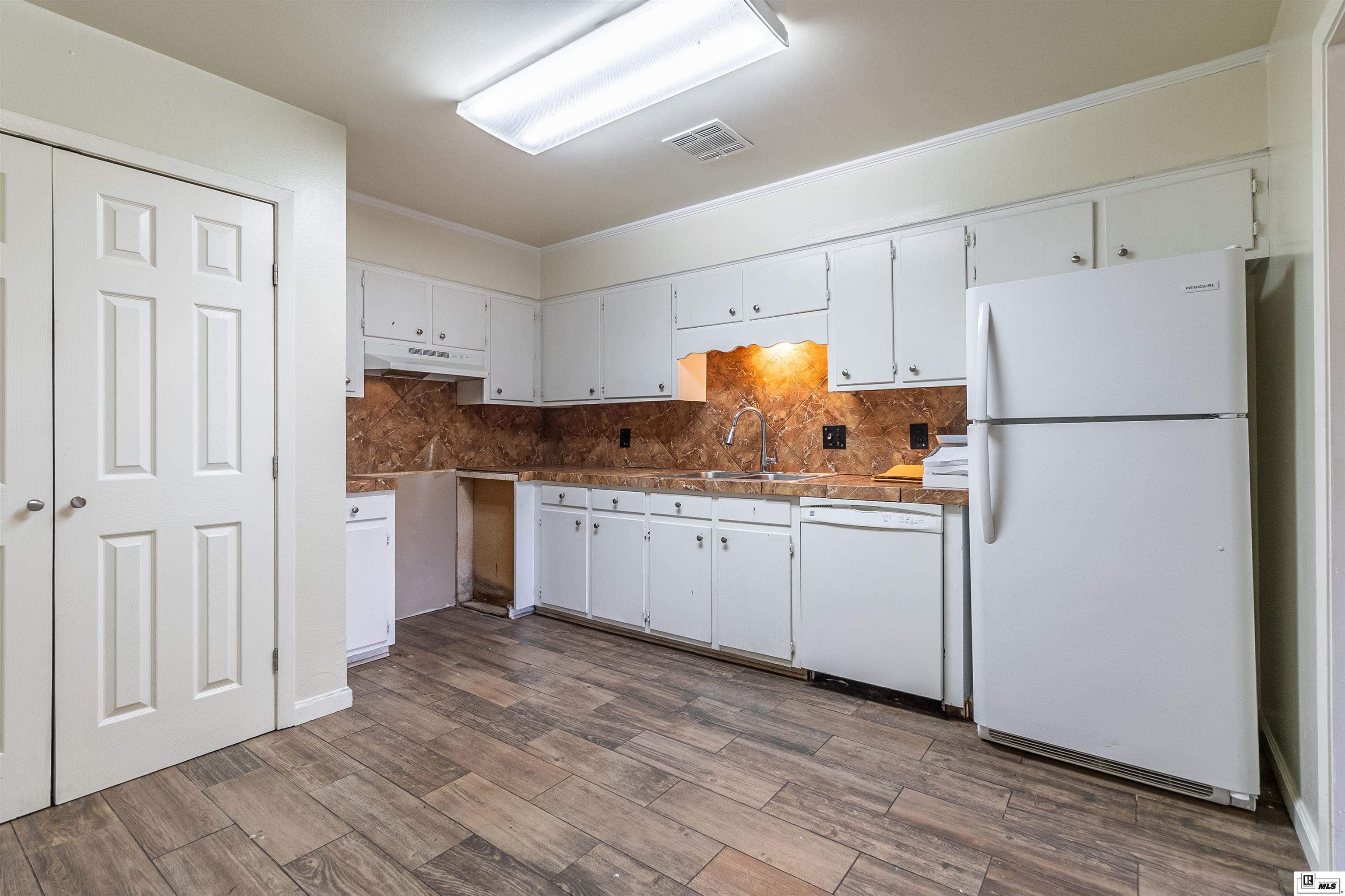 205 and 207 Clayton Drive 211 And 213 Clayton Drive