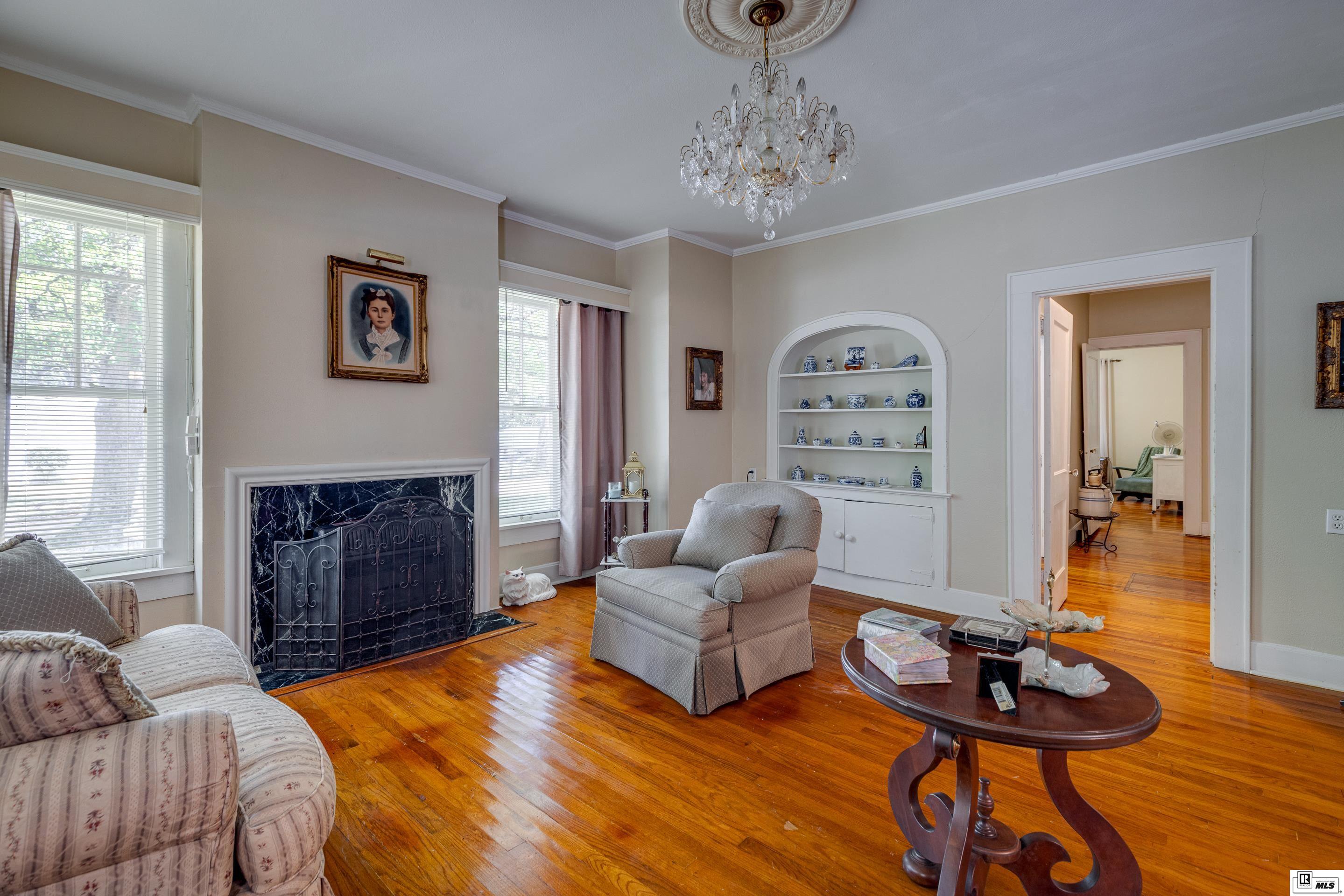 416 Holly Street