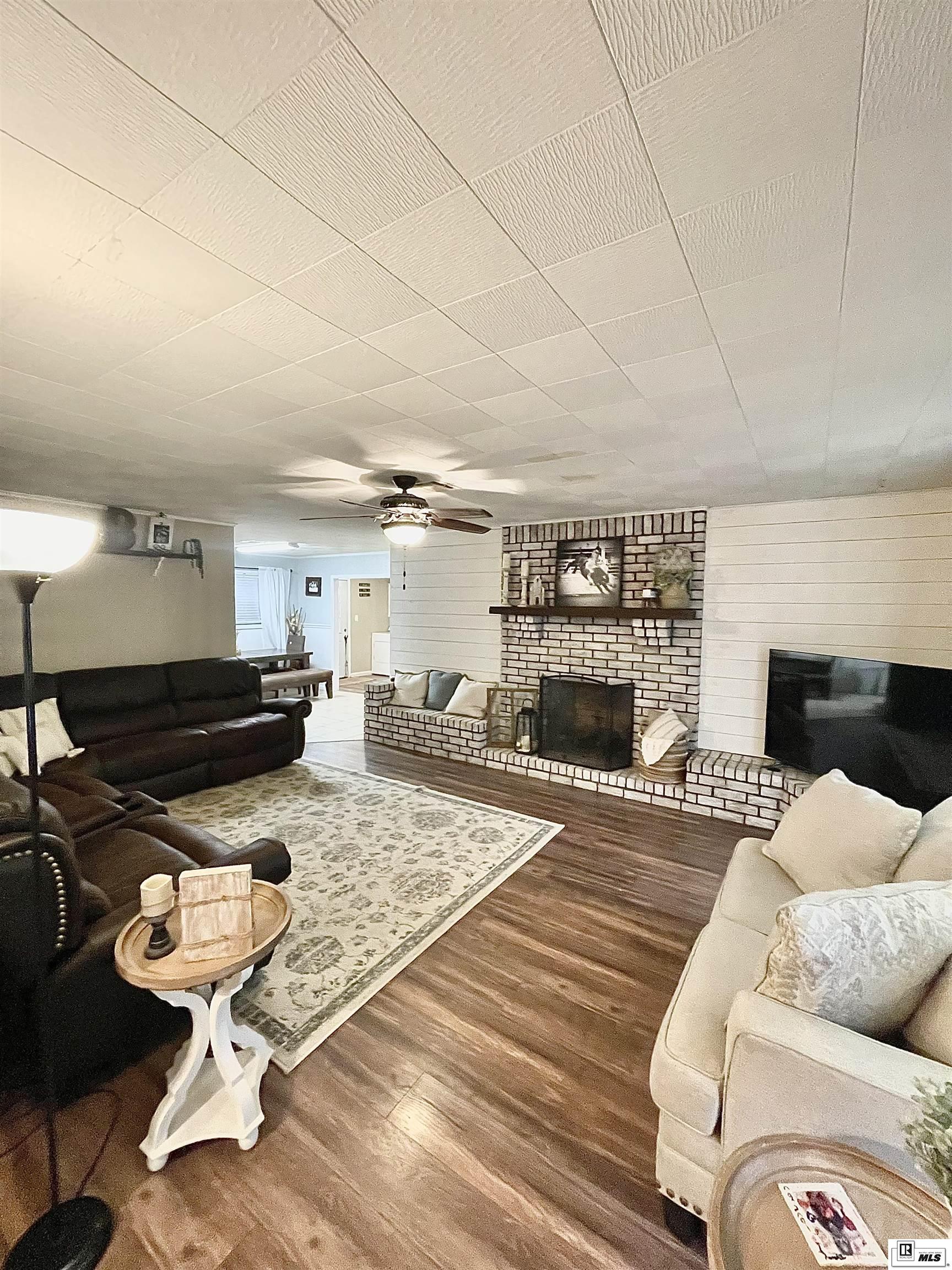 140 Bartholomew Drive