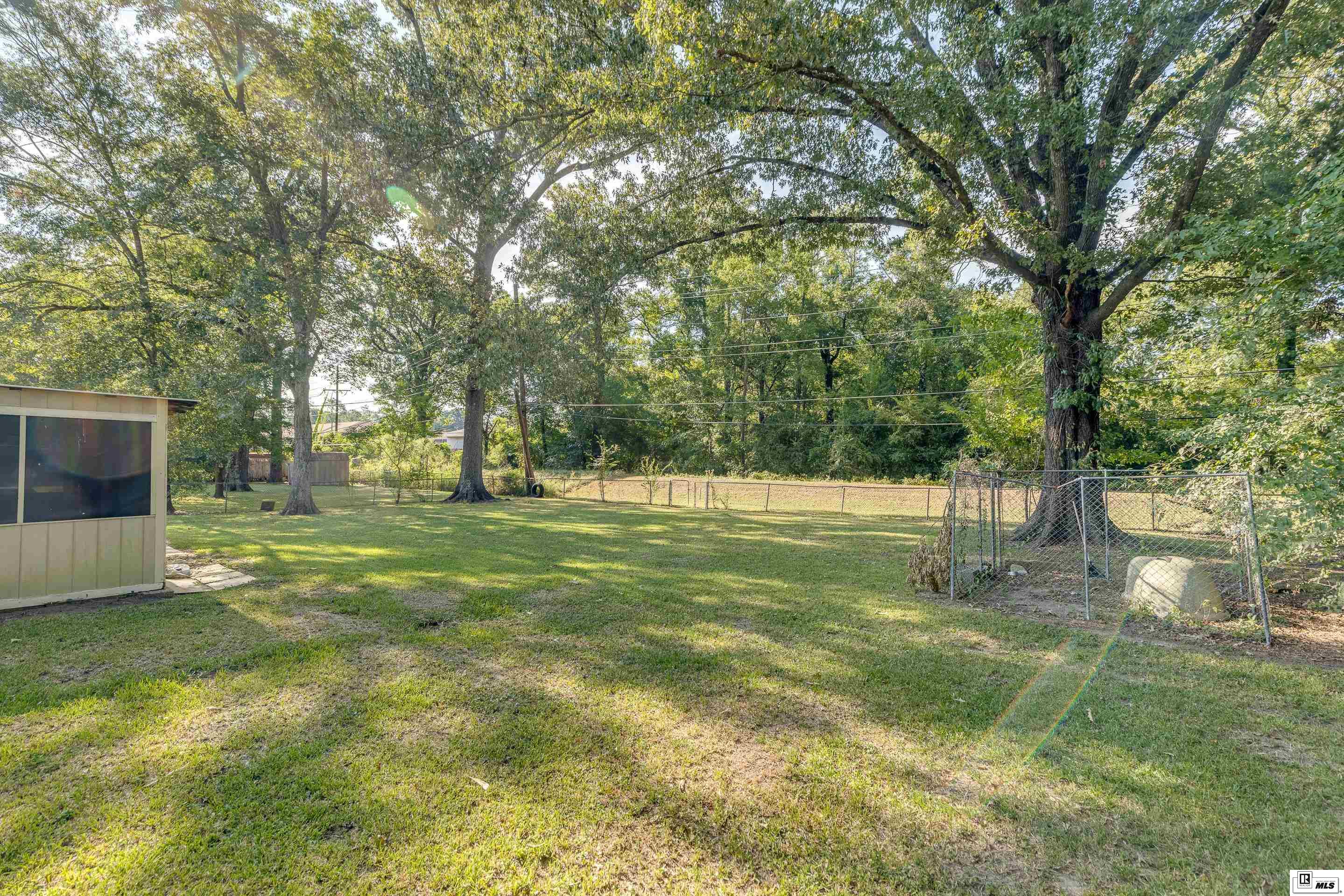 25 Elmwood Drive